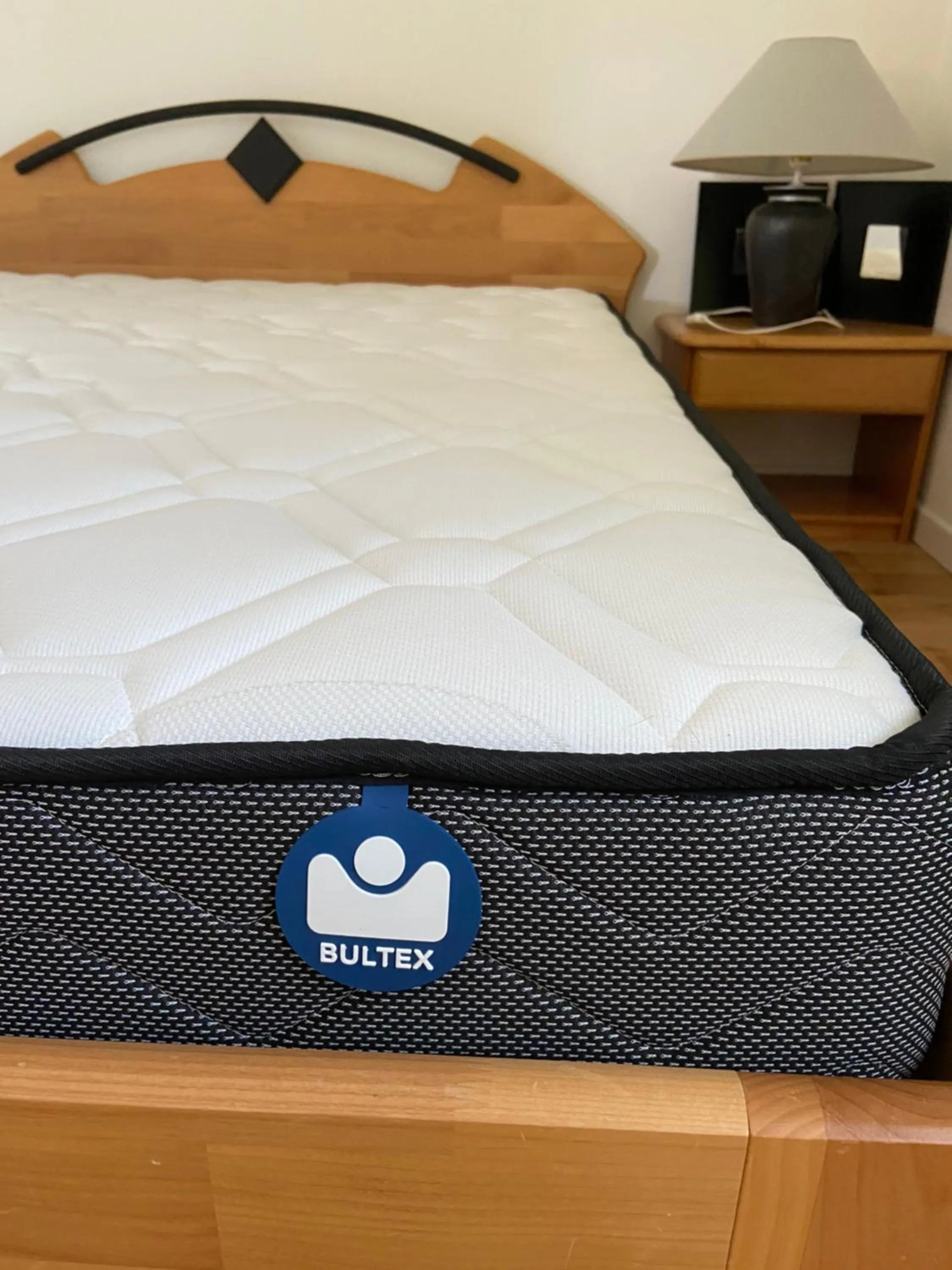 Bed in Chambres dans villa avec piscine