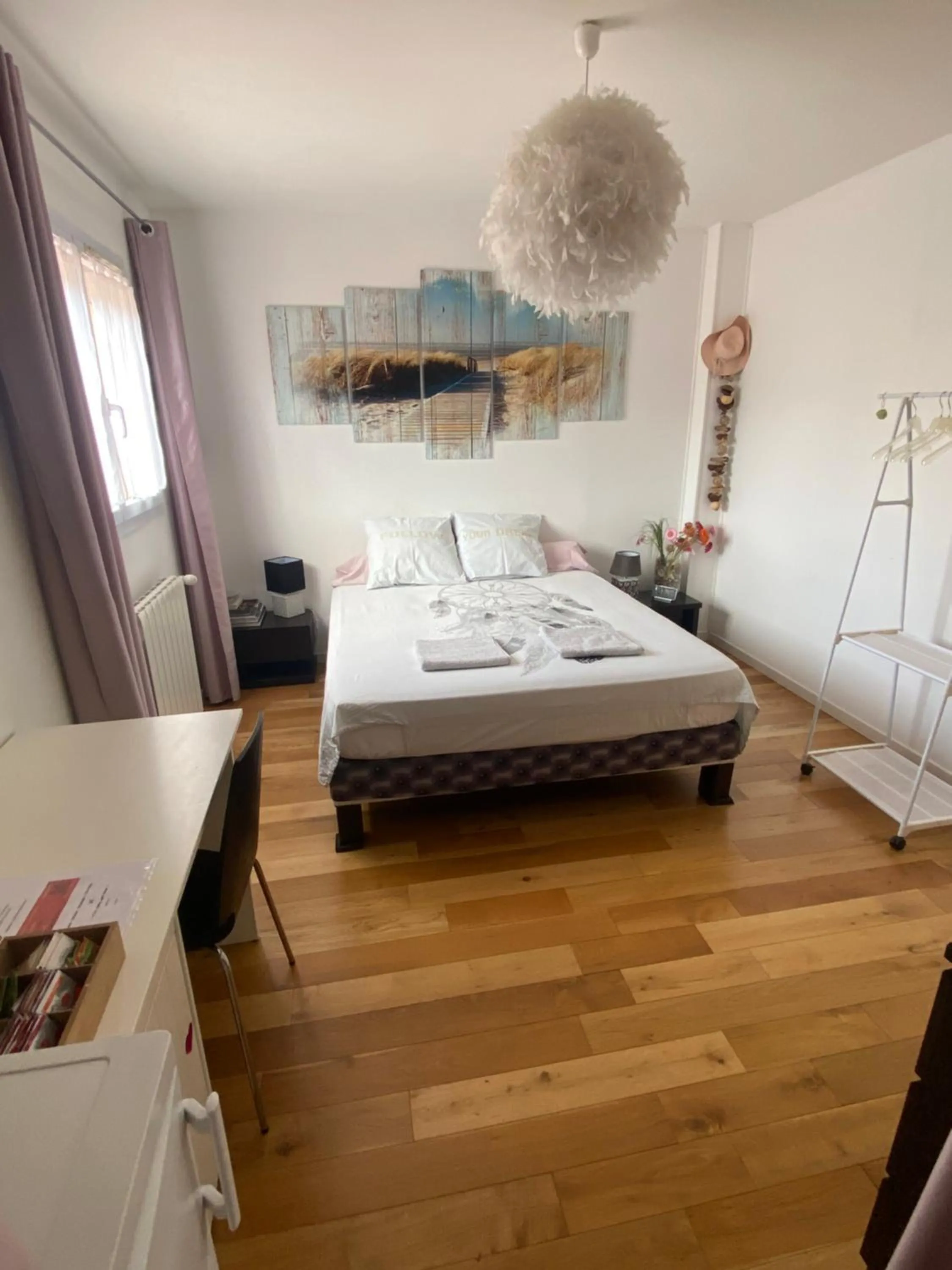 Bed in Chambres dans villa avec piscine