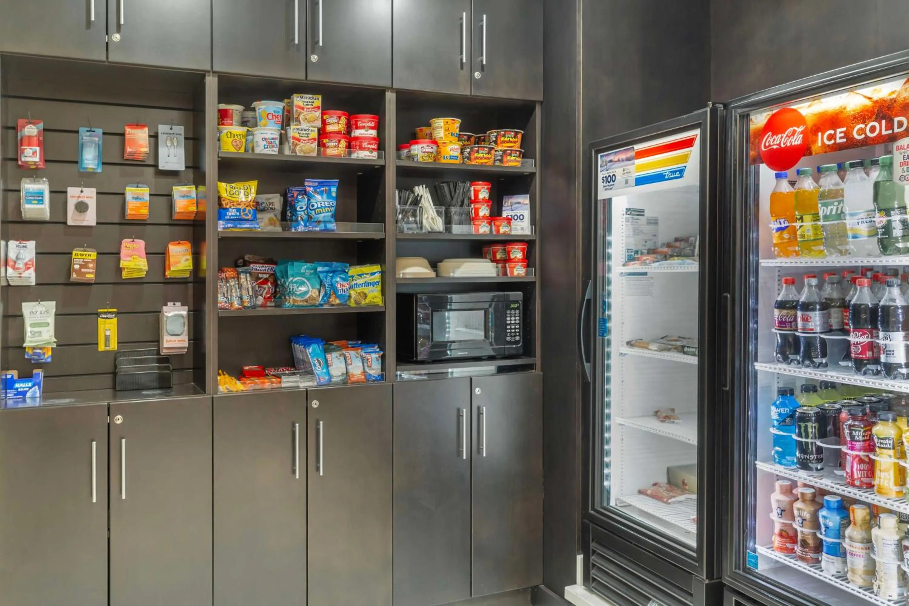 Property building in Best Western Plus New Englander