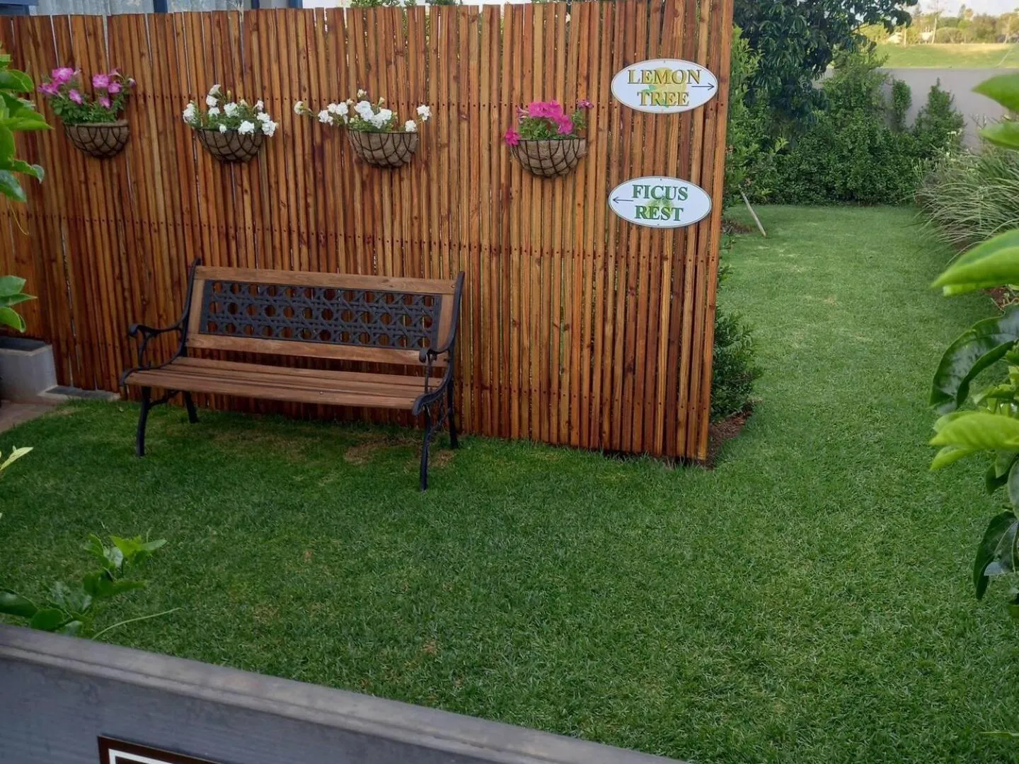 Garden in Worcester the Karoo Guest Room