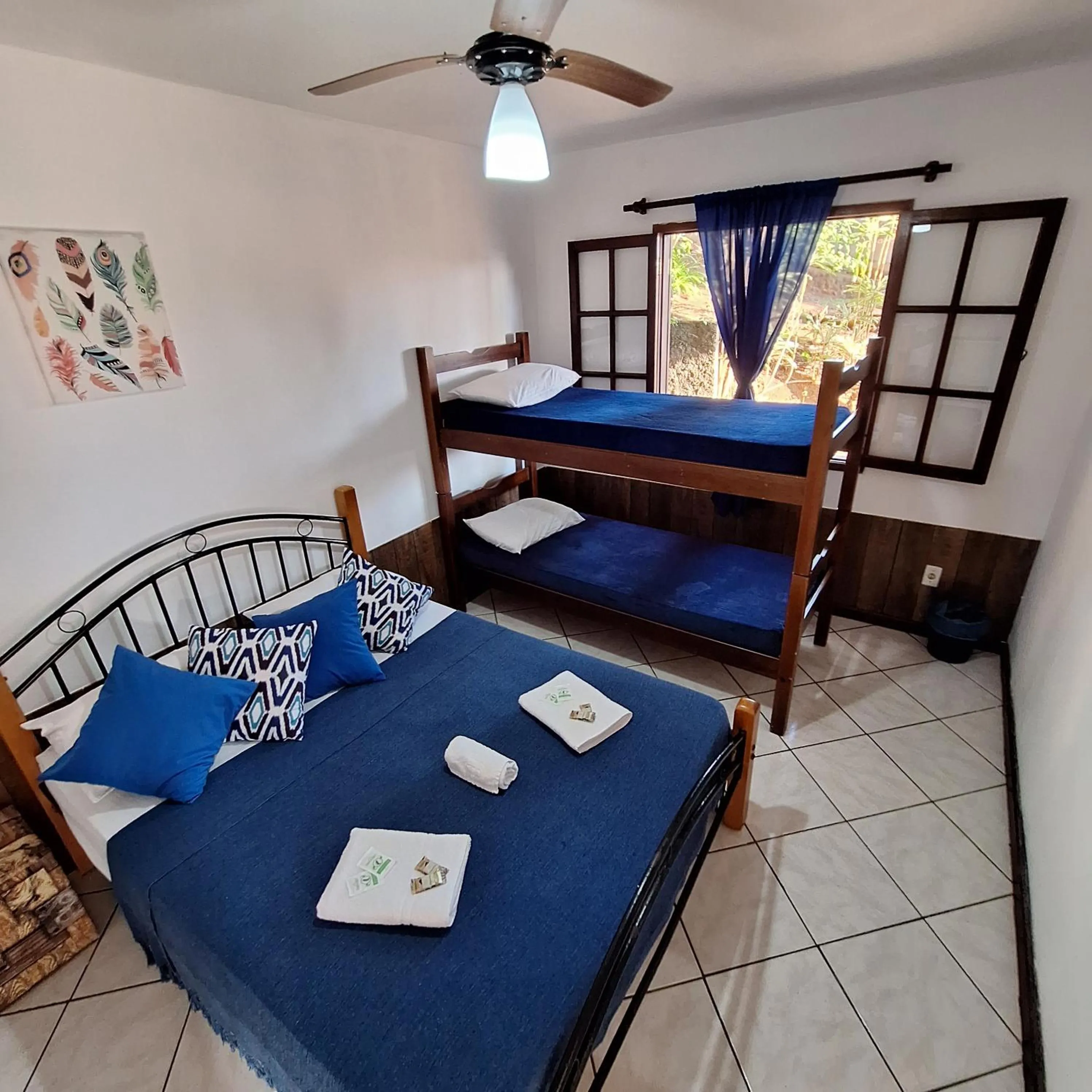 Bed in 5to Elemento House