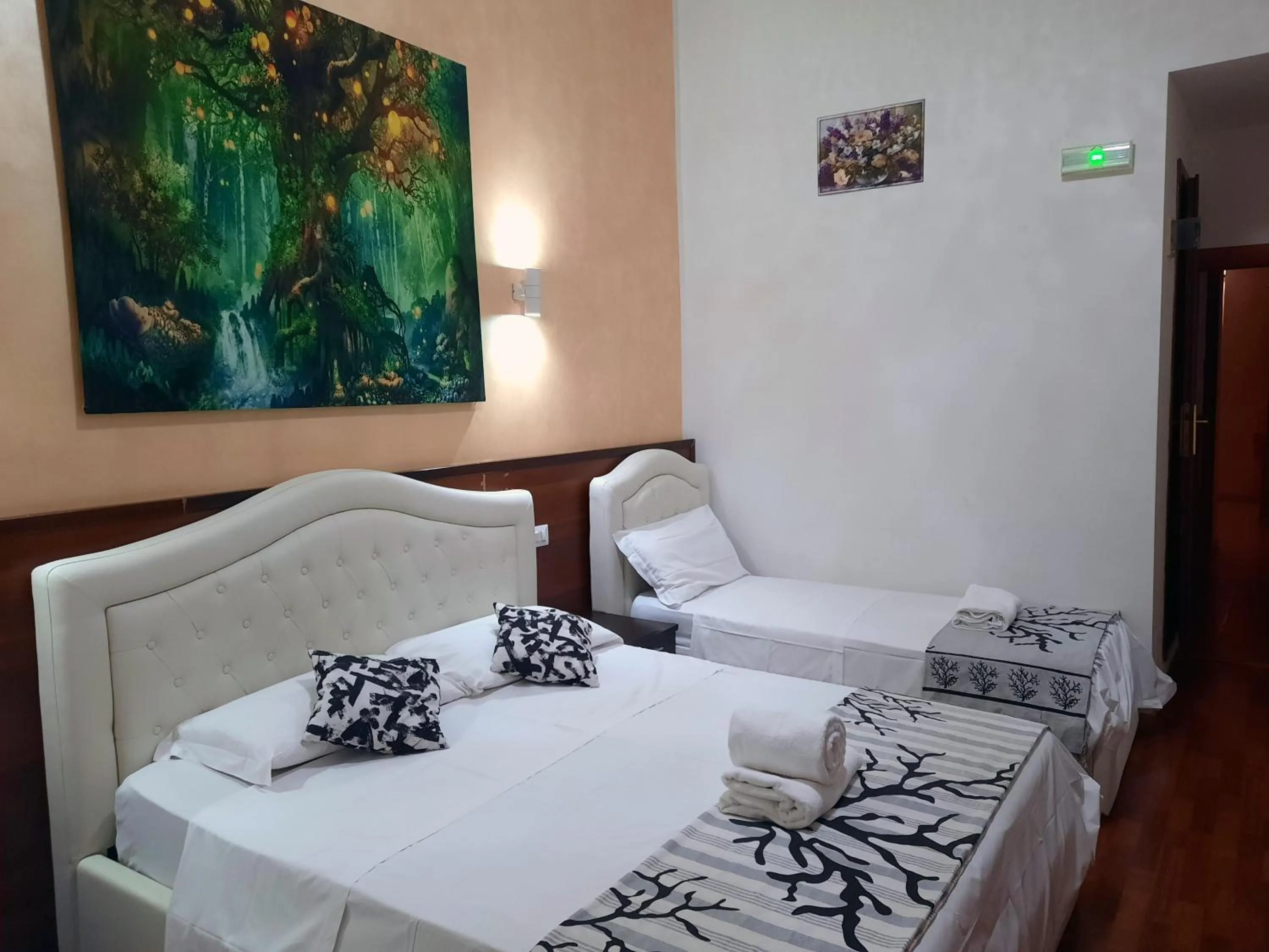 Bed in Aquarium Termini