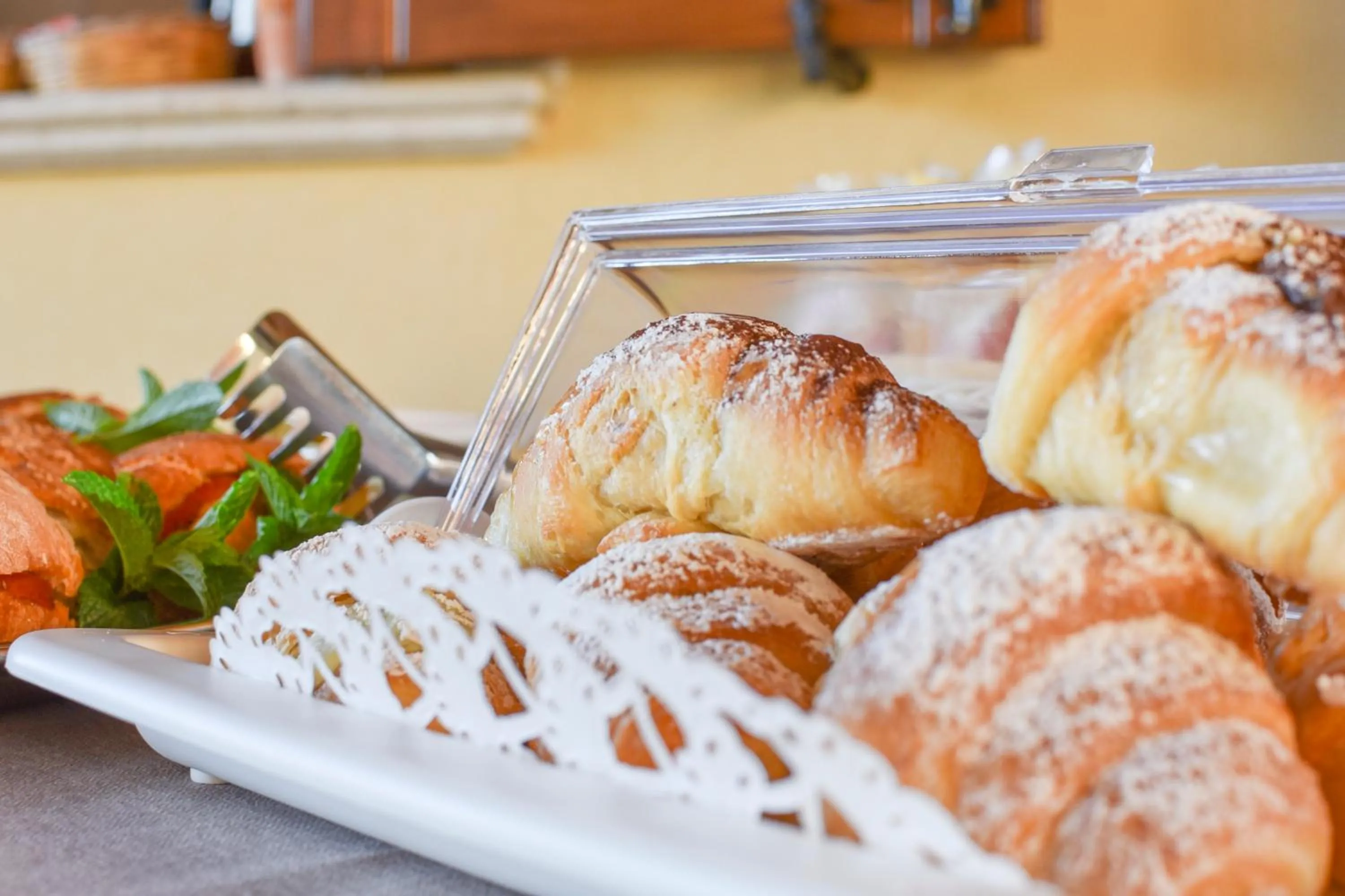 Breakfast in Aurora Castelluzzo