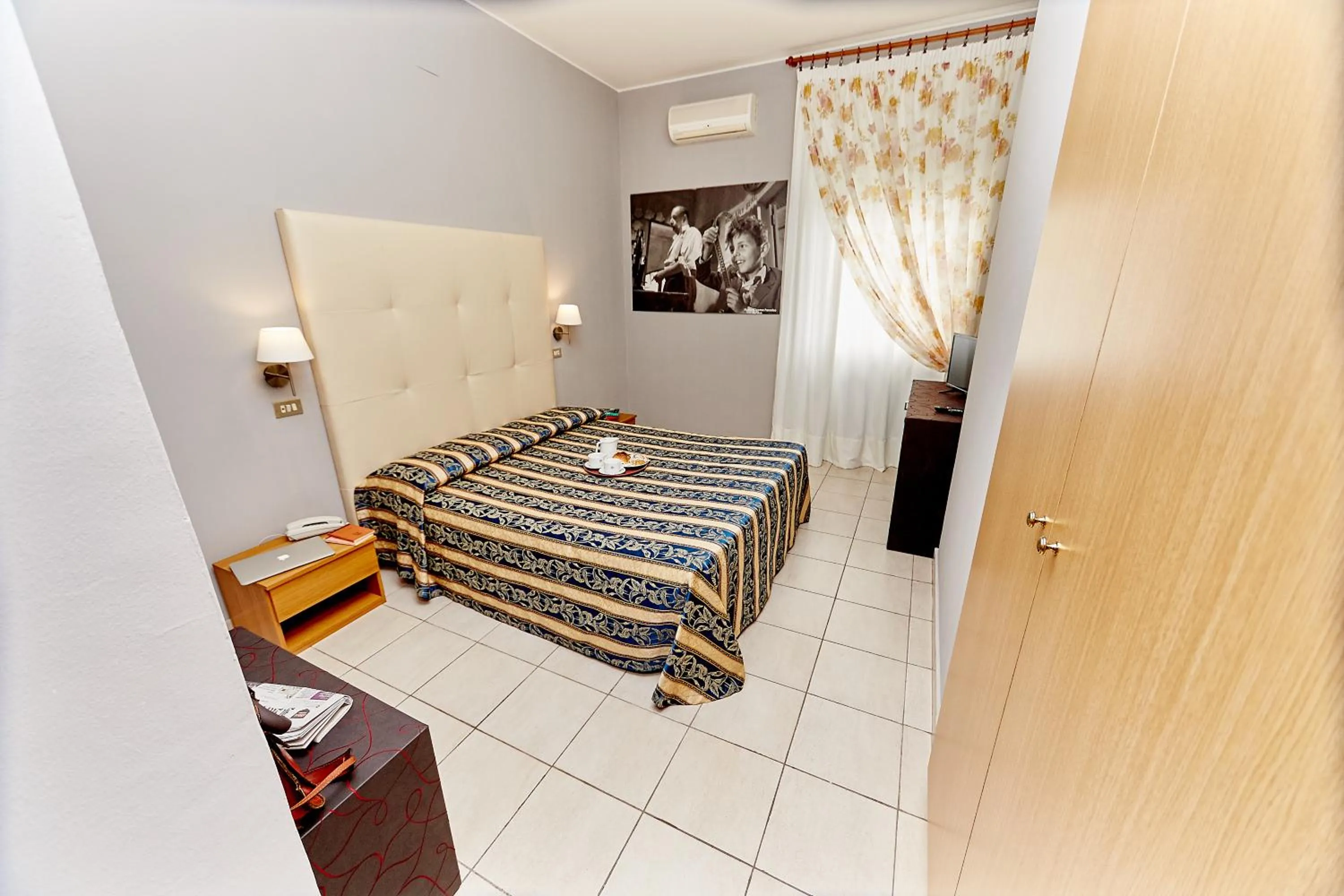 Bed in Hotel Ospite Inatteso