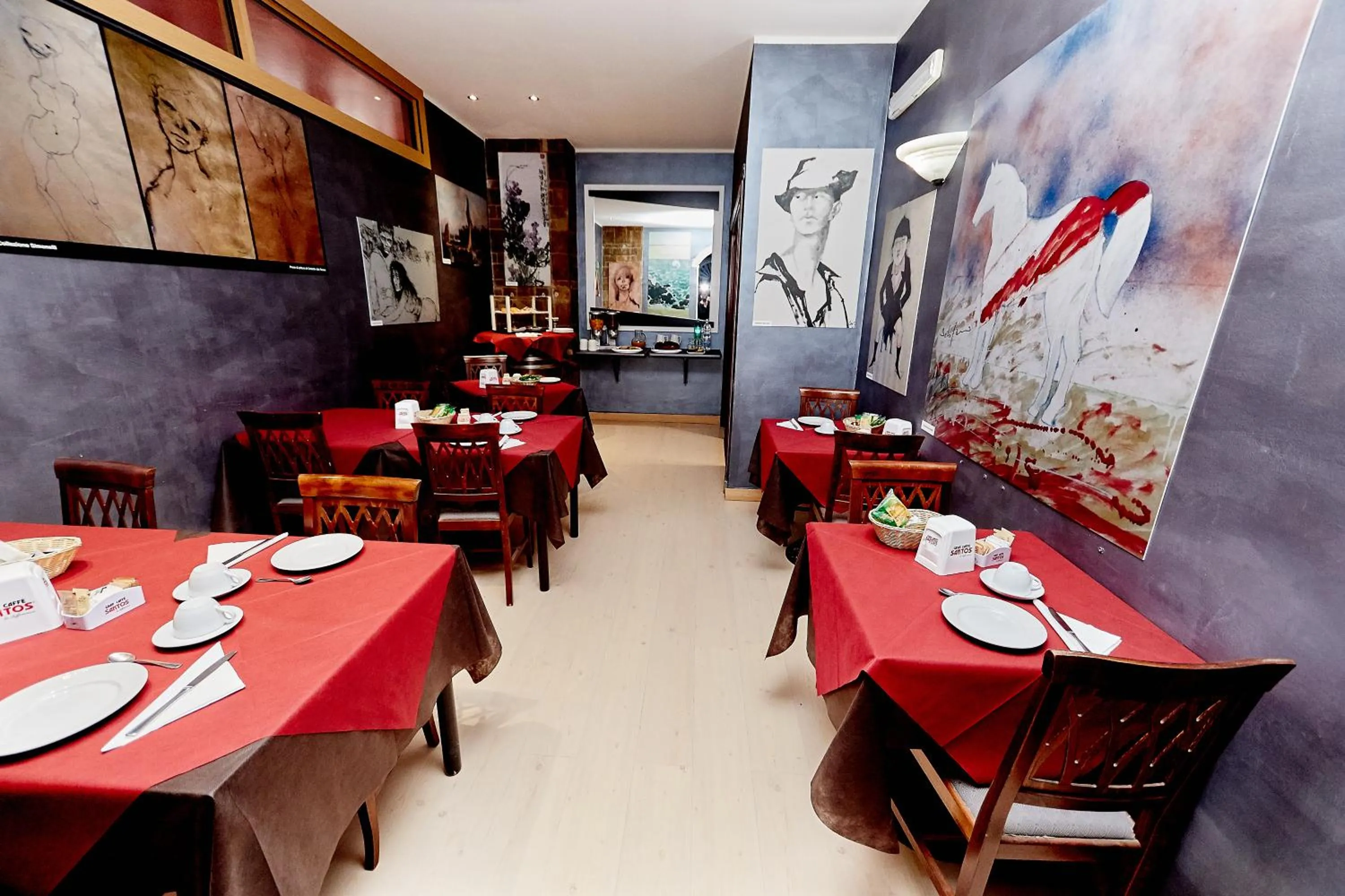 Buffet breakfast in Hotel Ospite Inatteso