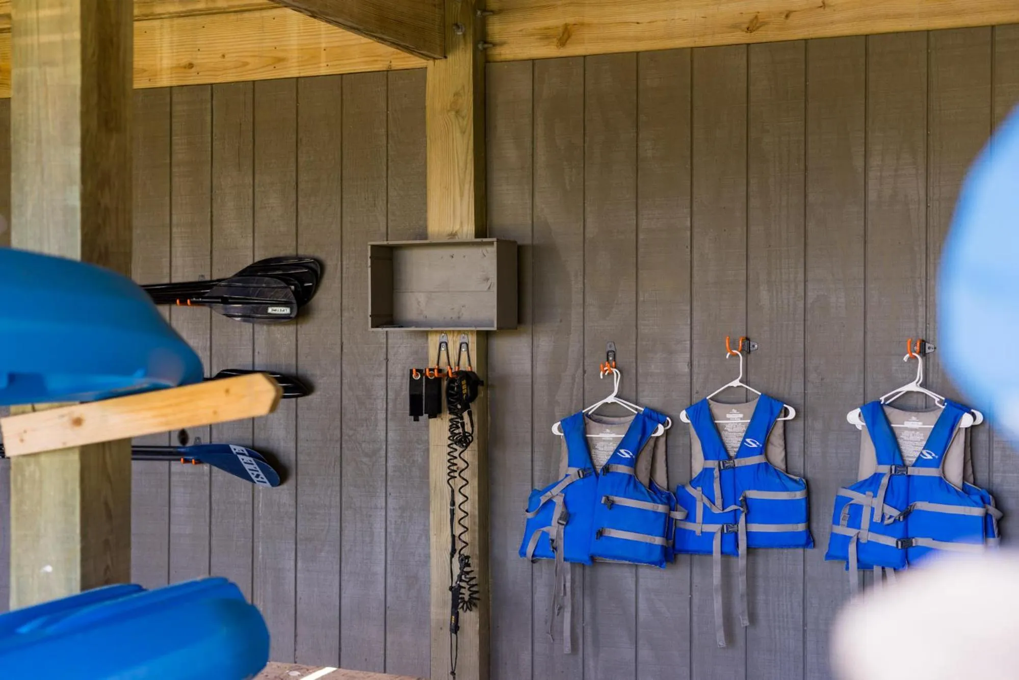 The Burrus House Inn Waterfront Suites