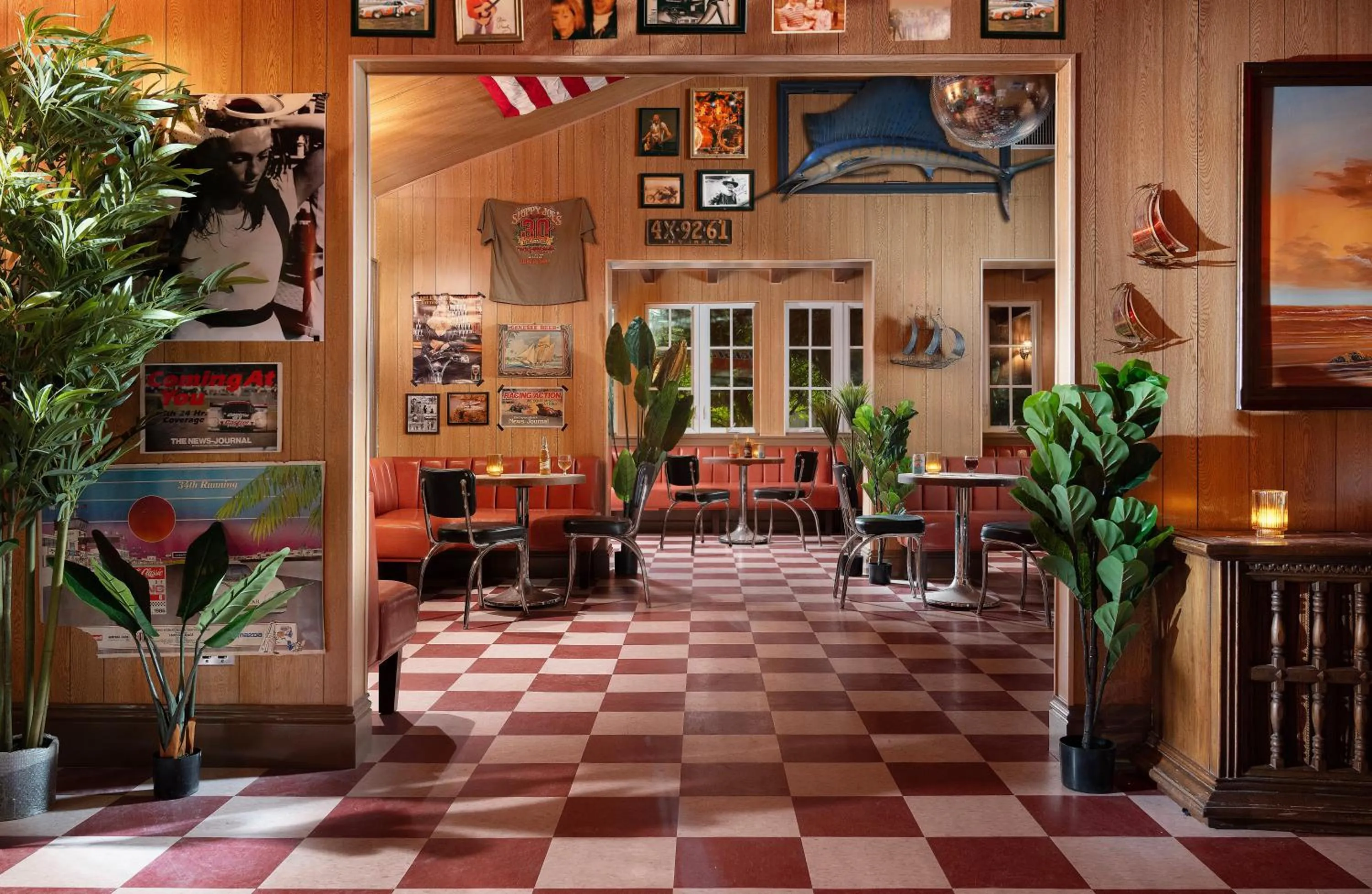 Restaurant/places to eat in Freehand Miami