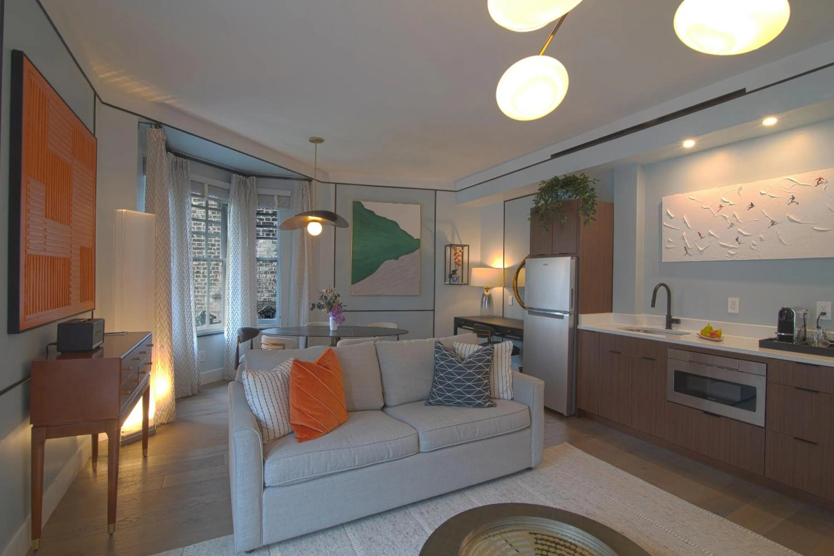 Living room in Hotel Belleclaire Central Park