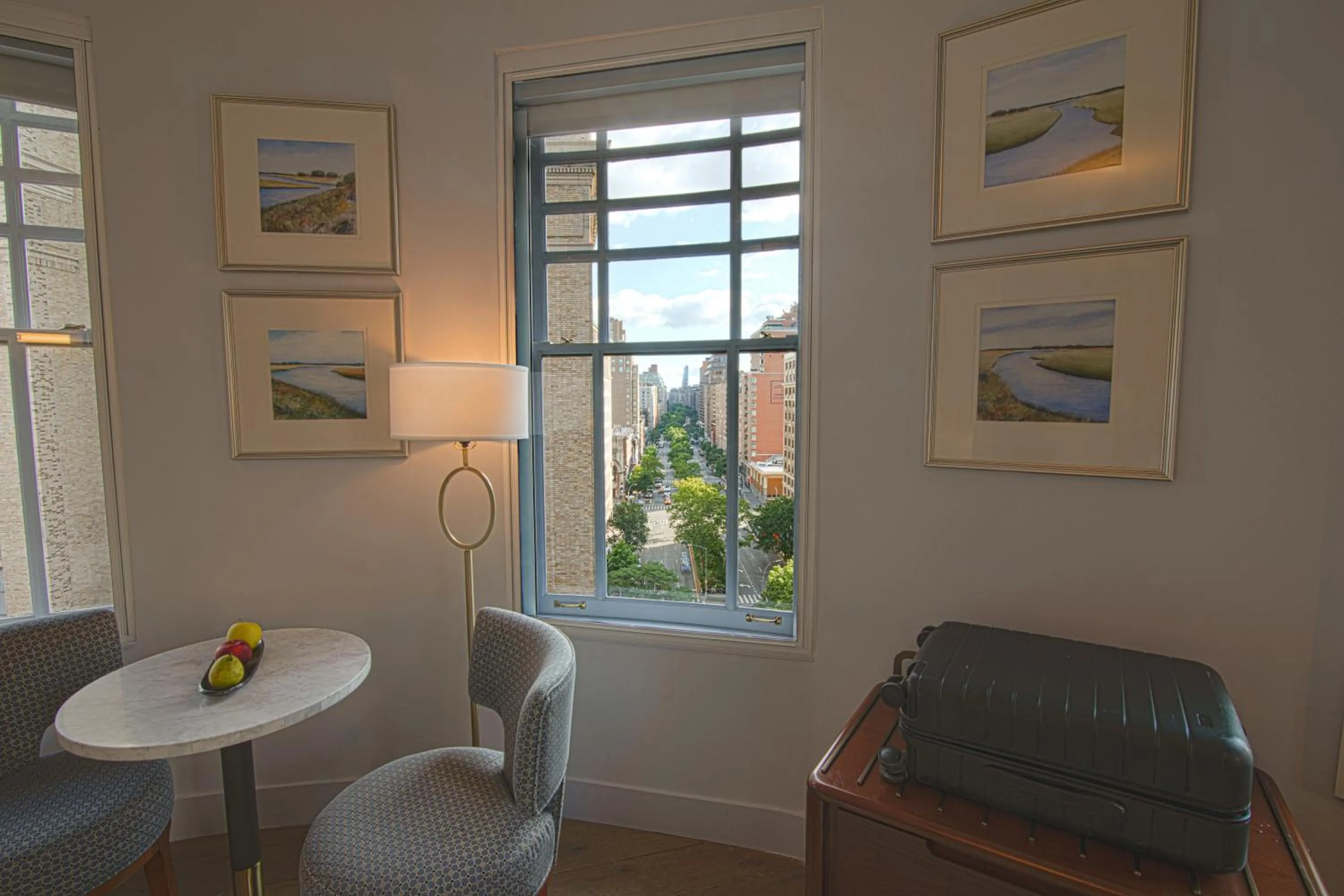 Seating area in Hotel Belleclaire Central Park