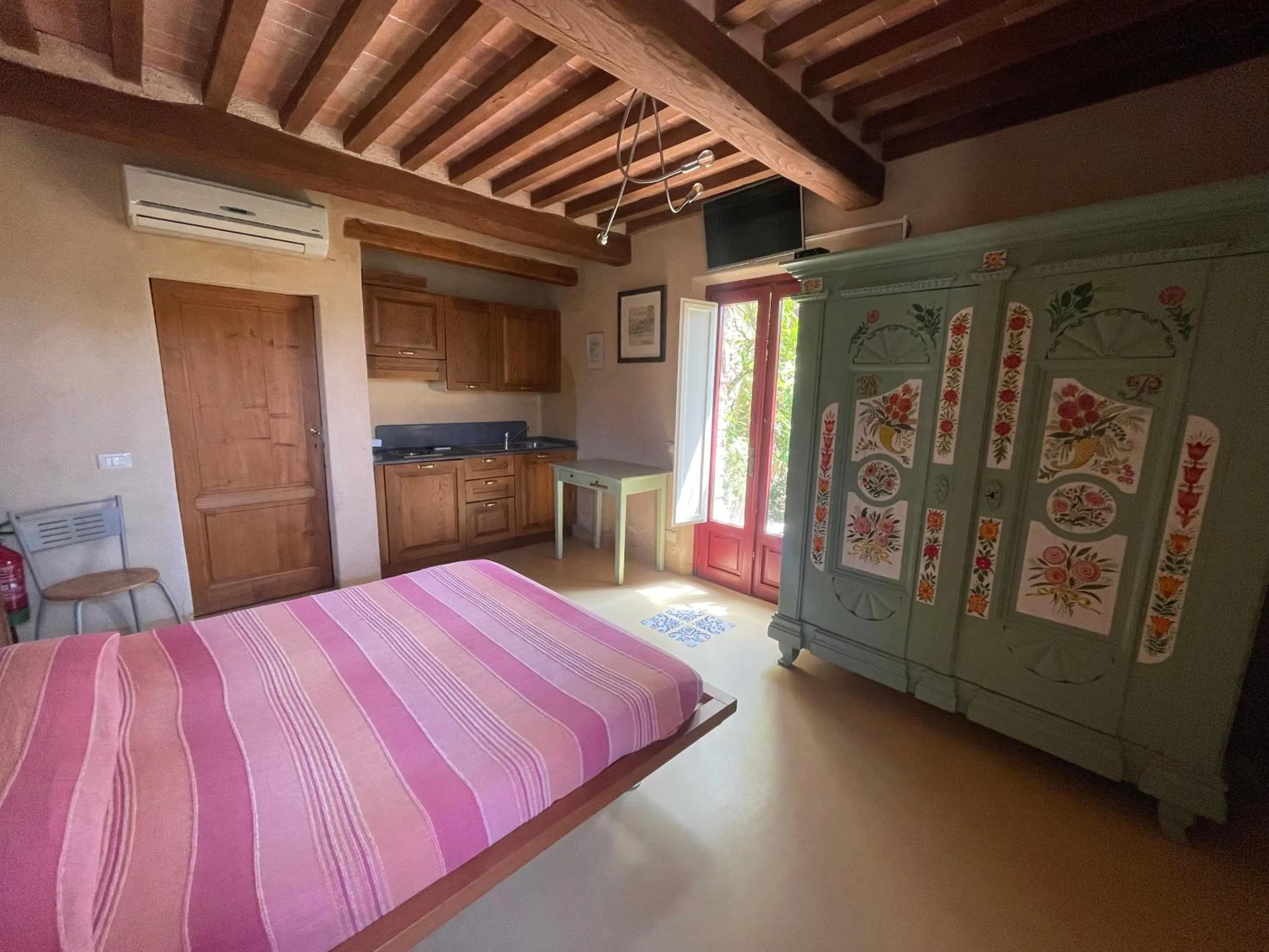 Kitchen or kitchenette, Bed in Casa Del Sole