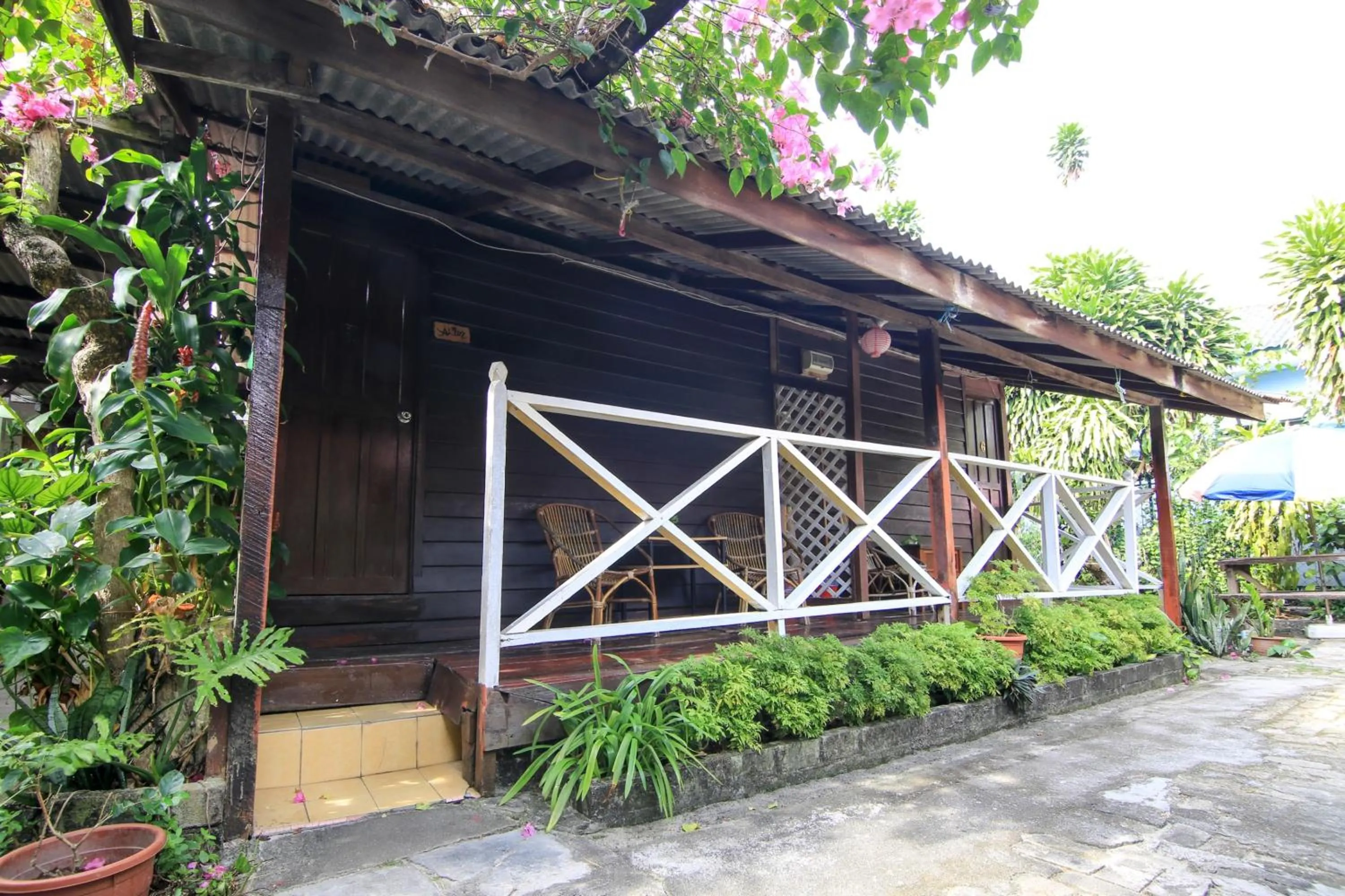 Garden in Hotel O Ombak Inn Chalet