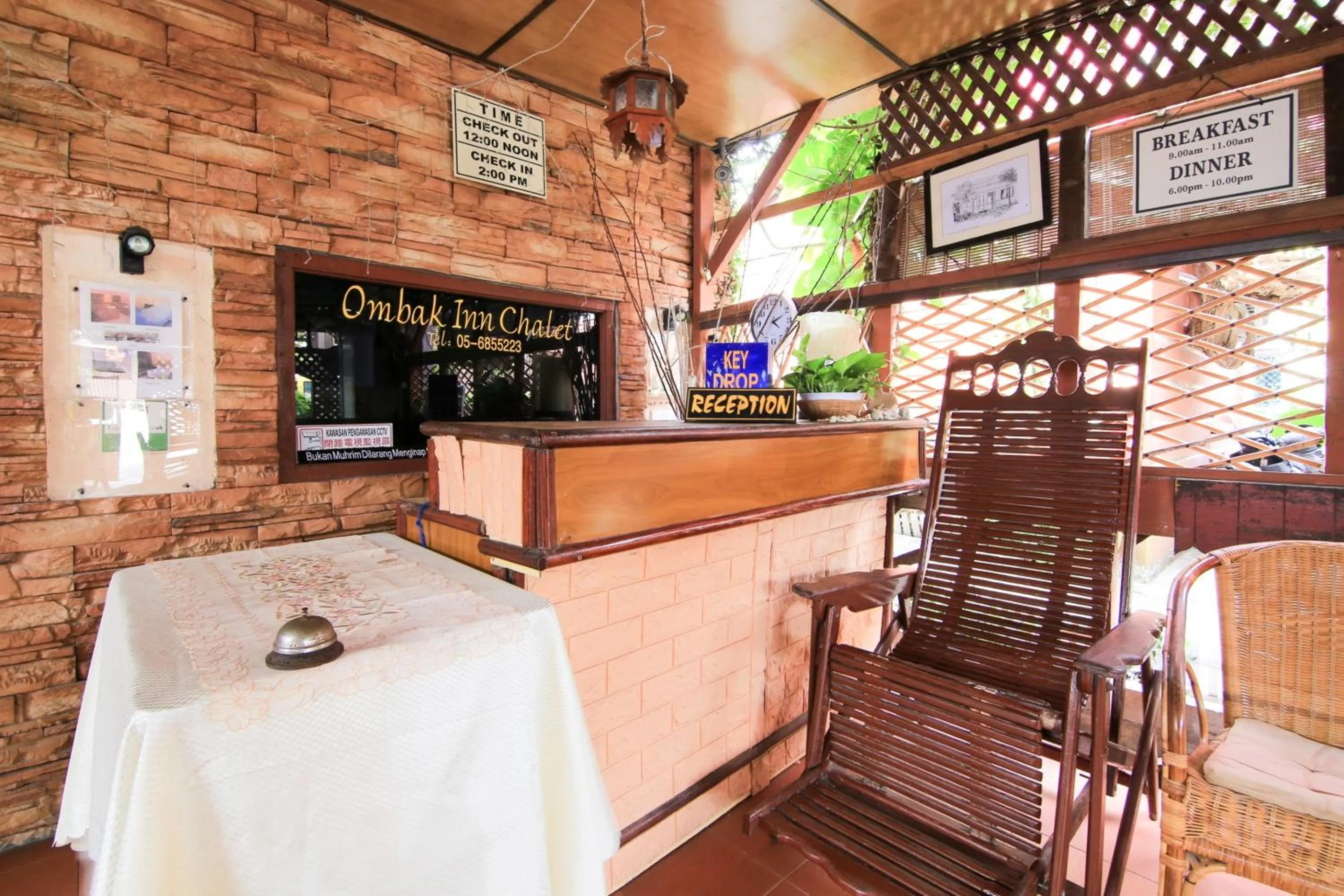 Lobby or reception in Hotel O Ombak Inn Chalet