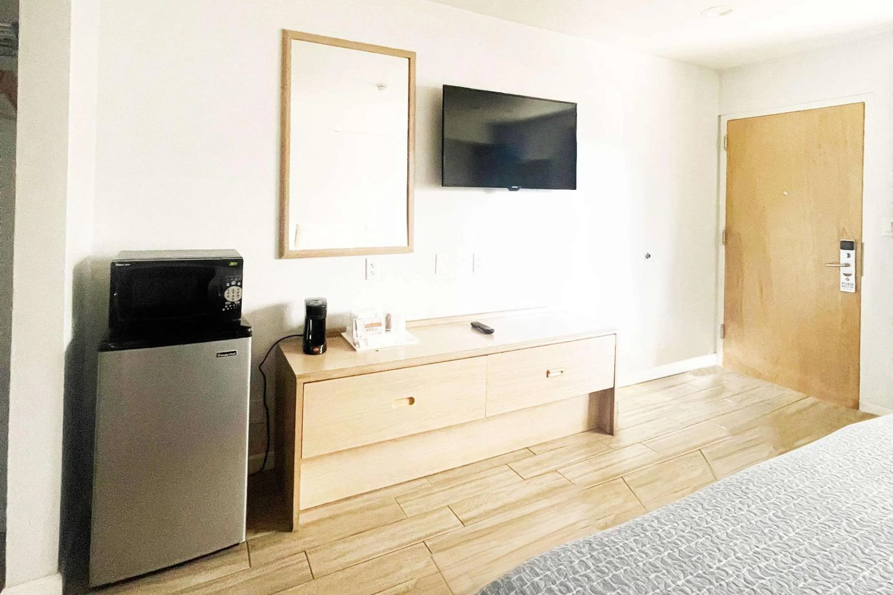 Bed in Rodeway Inn San Francisco City Center