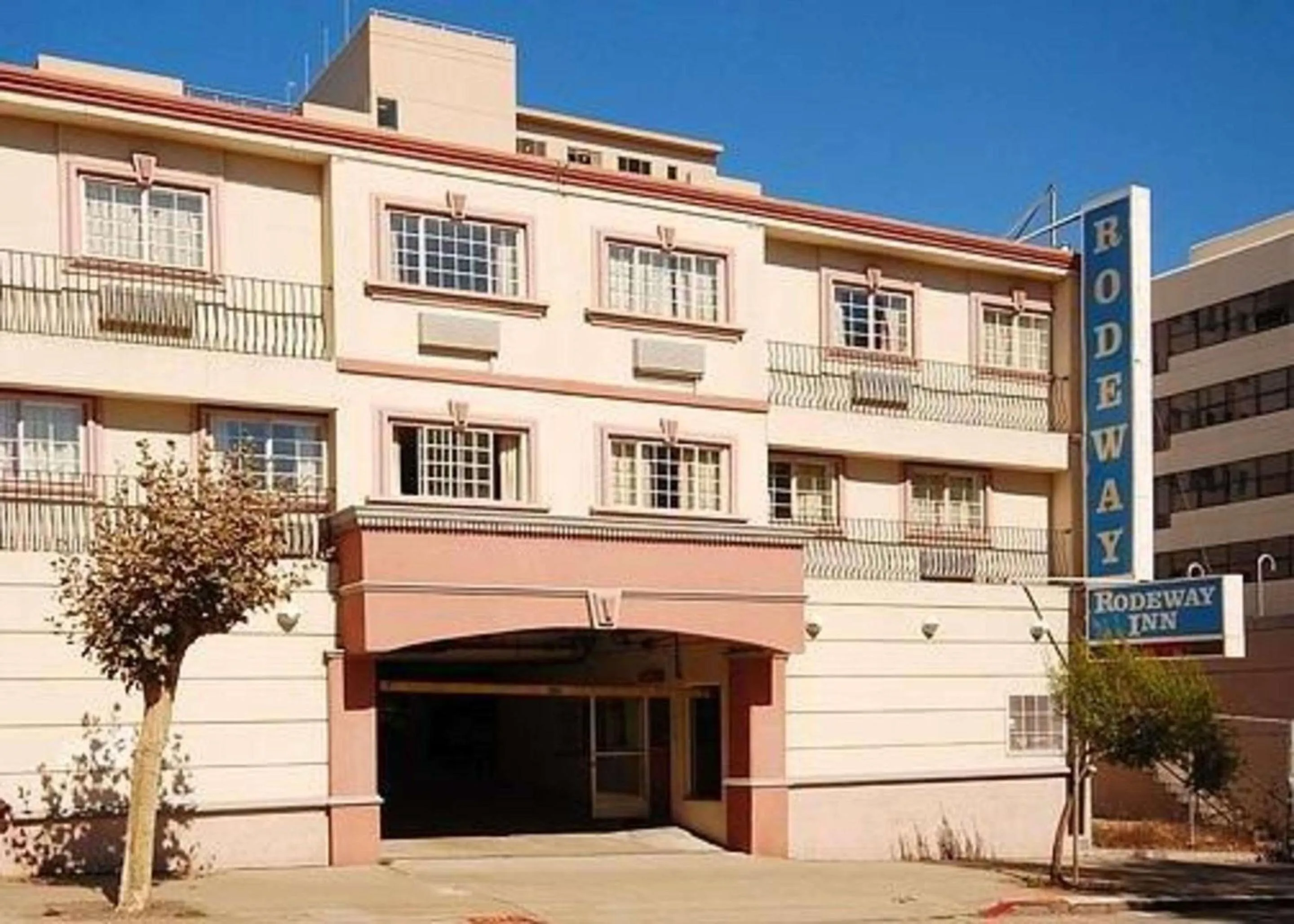 Property building in Rodeway Inn San Francisco City Center