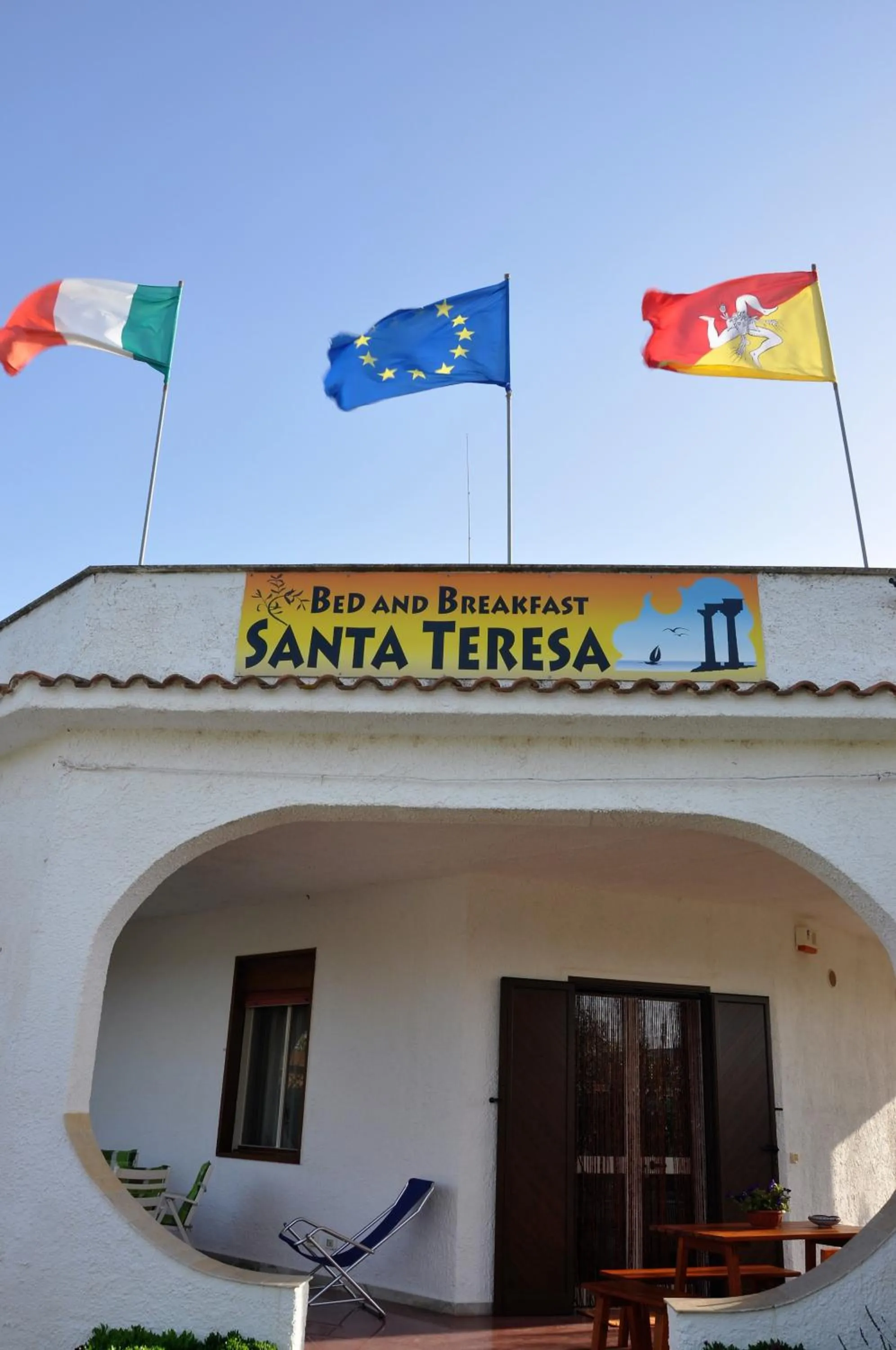 Property logo or sign in Santa Teresa