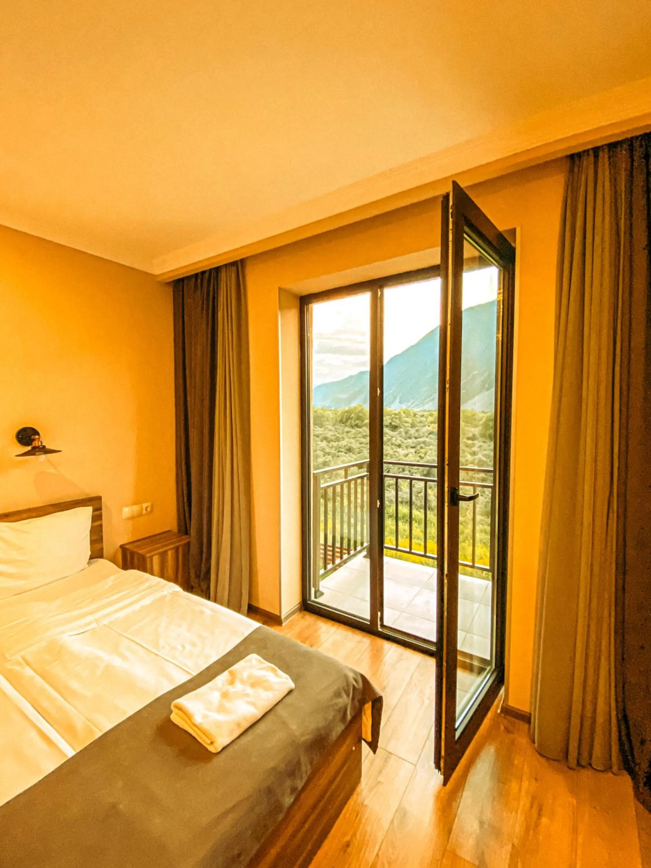 Bed in Hotel Gold Kazbegi