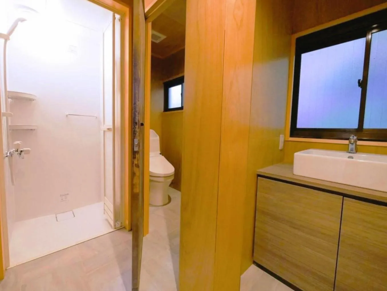 Bathroom in SUMITSUGU HOUSE Grandpa