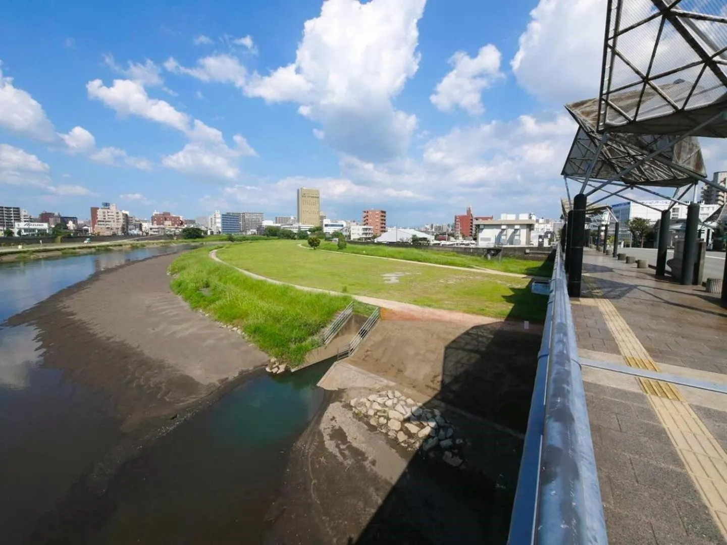 Neighbourhood in SUMITSUGU HOUSE Grandpa