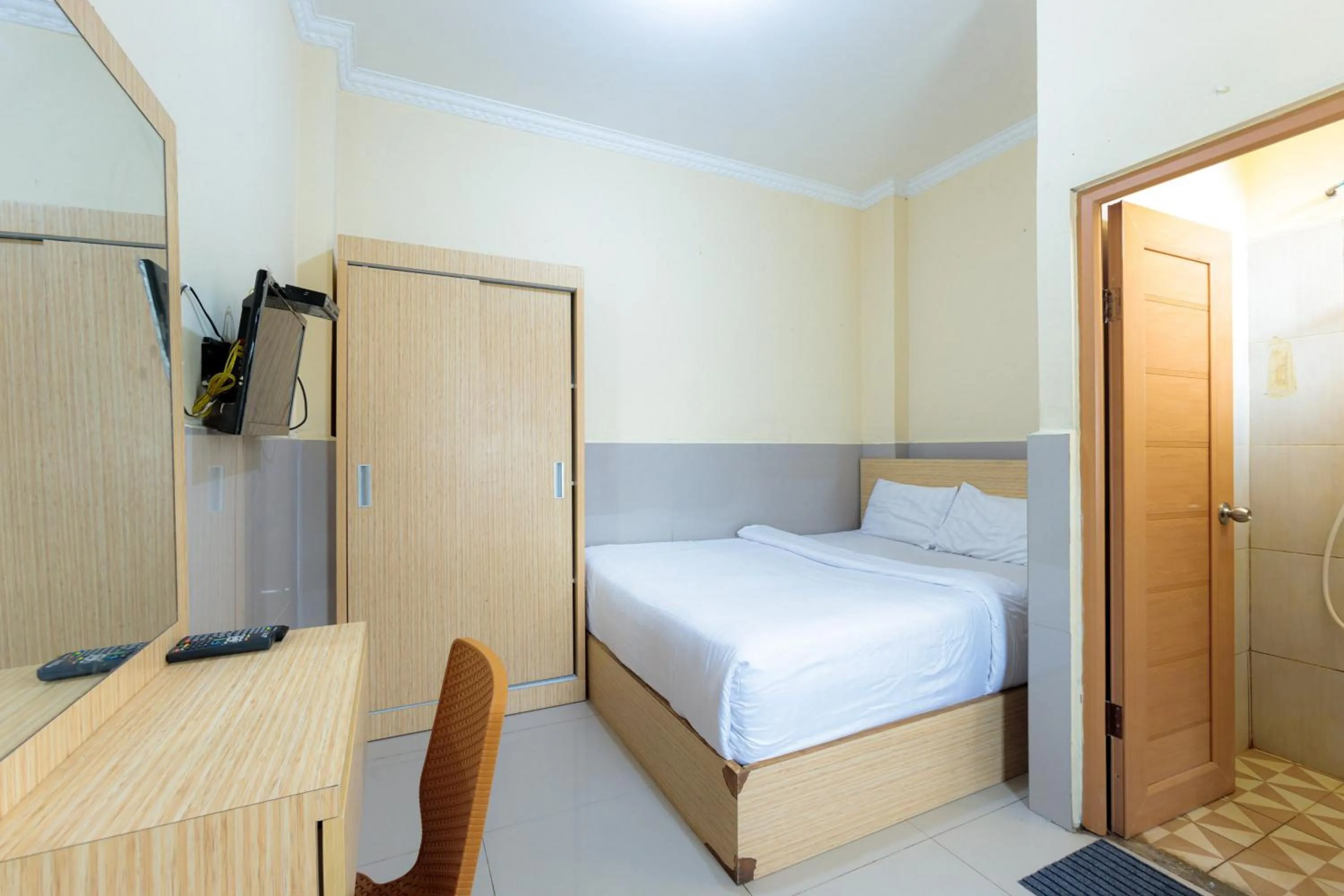 Bed in Super OYO 1524 D' Paseban