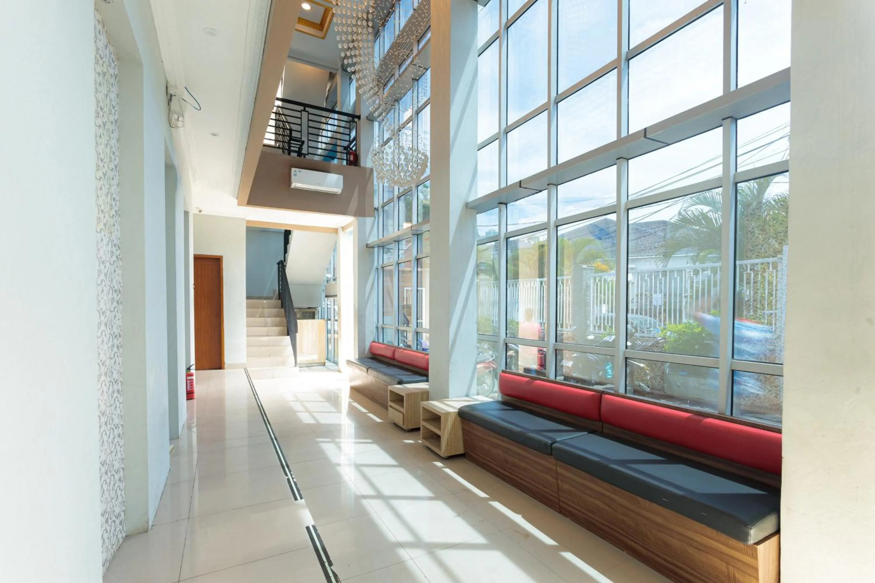 Property building in Super OYO 1524 D' Paseban