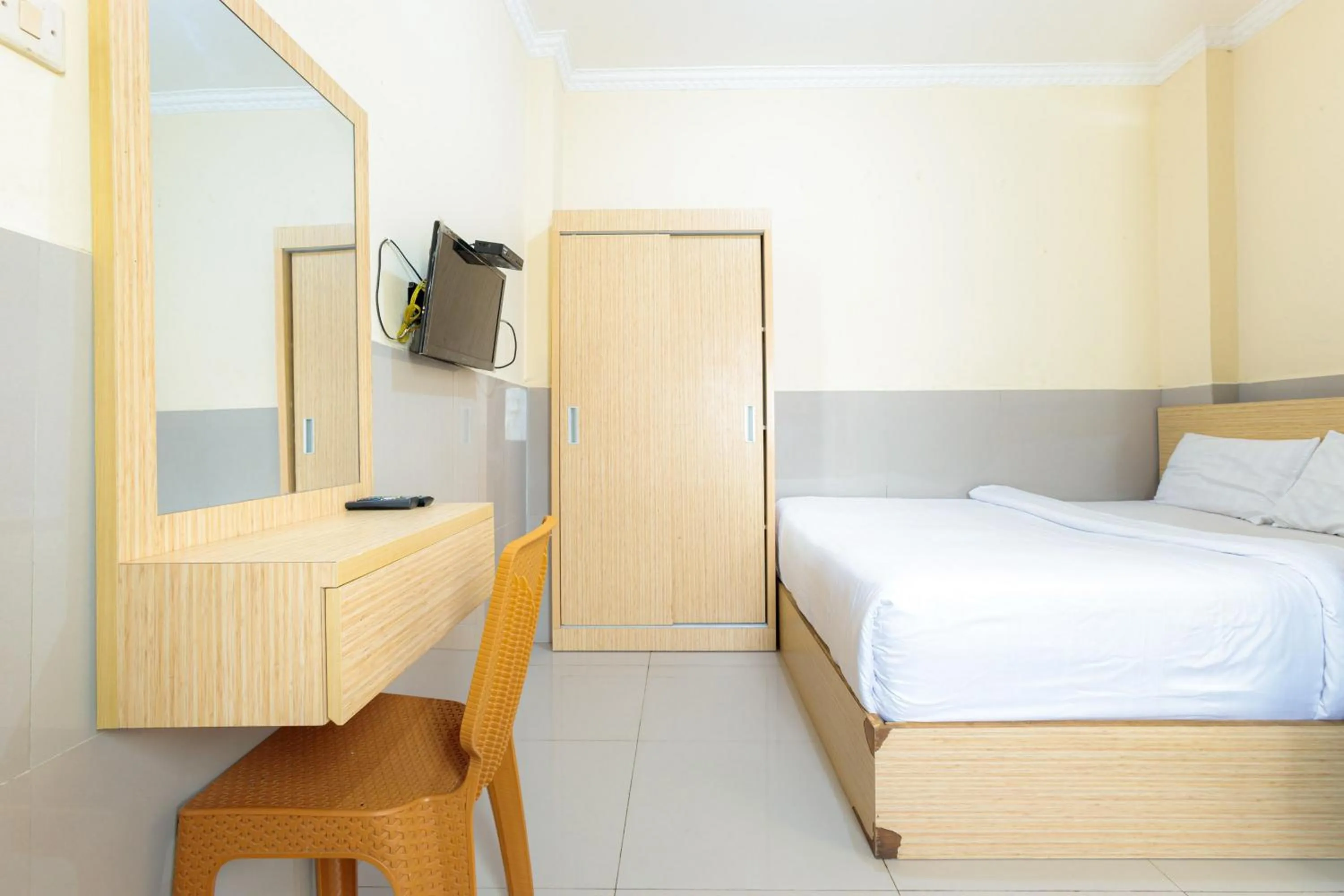 Bed in Super OYO 1524 D' Paseban