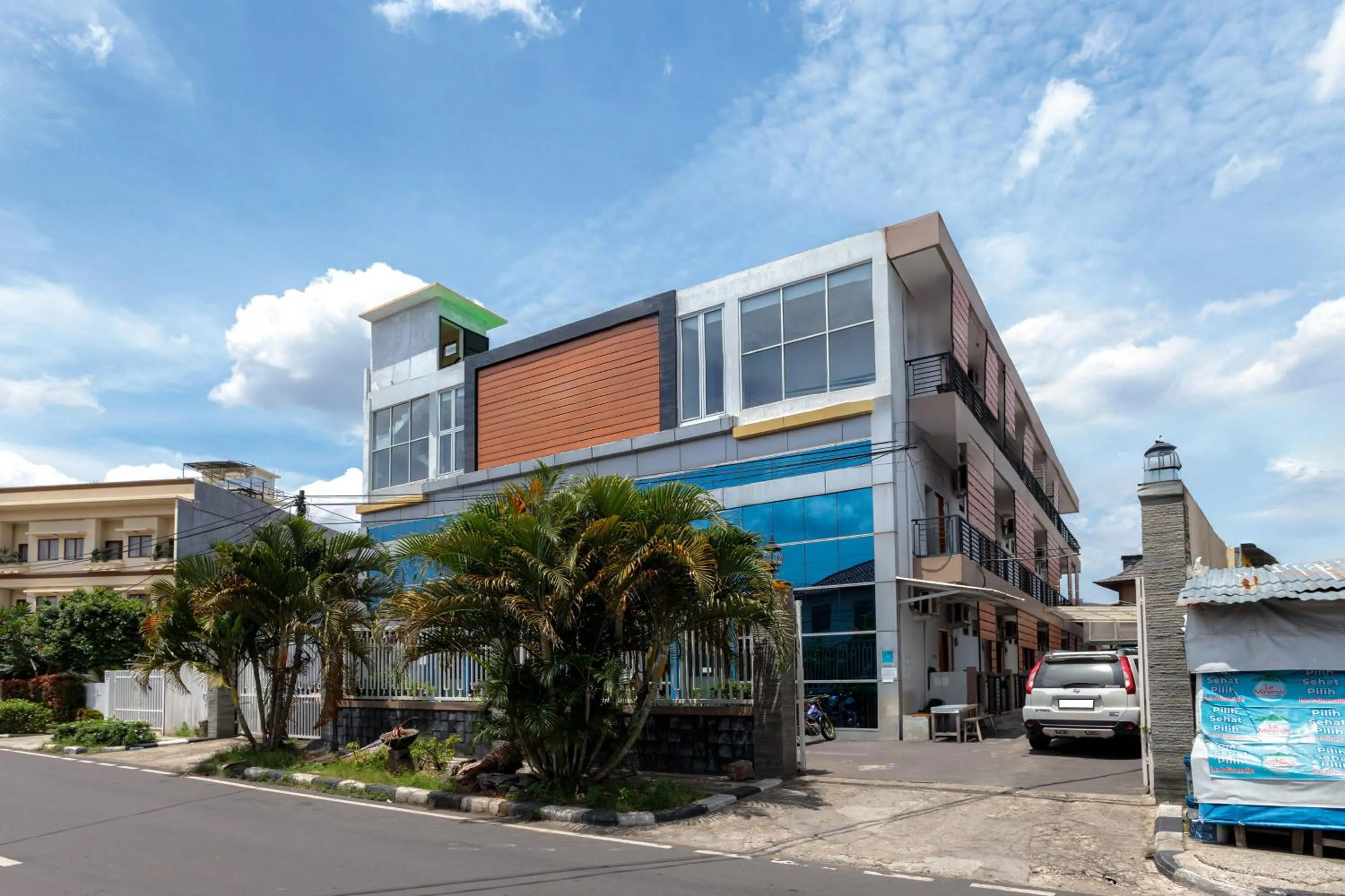 Facade/entrance, Property Building in Super OYO 1524 D' Paseban