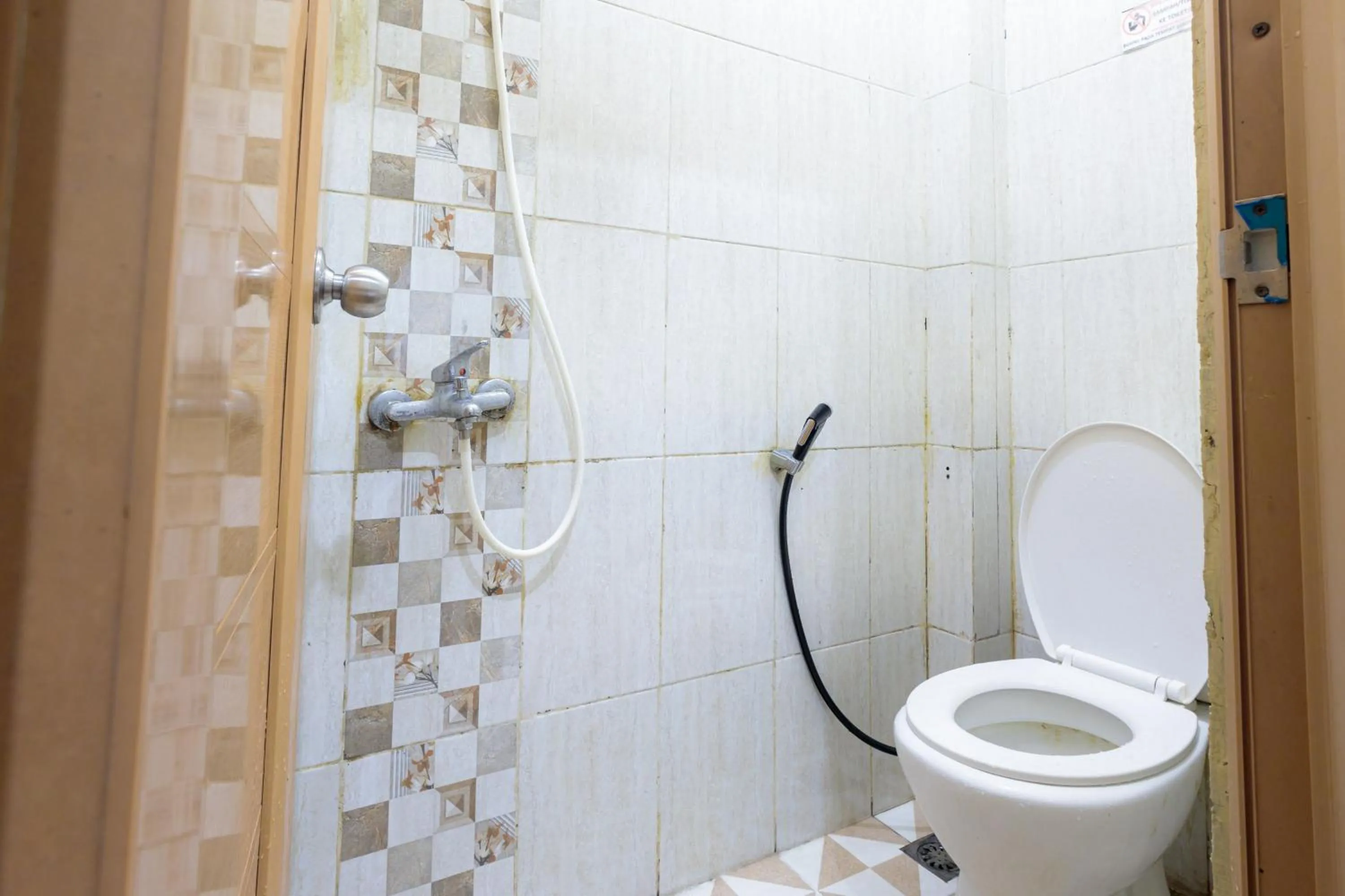 Bathroom in Super OYO 1524 D' Paseban