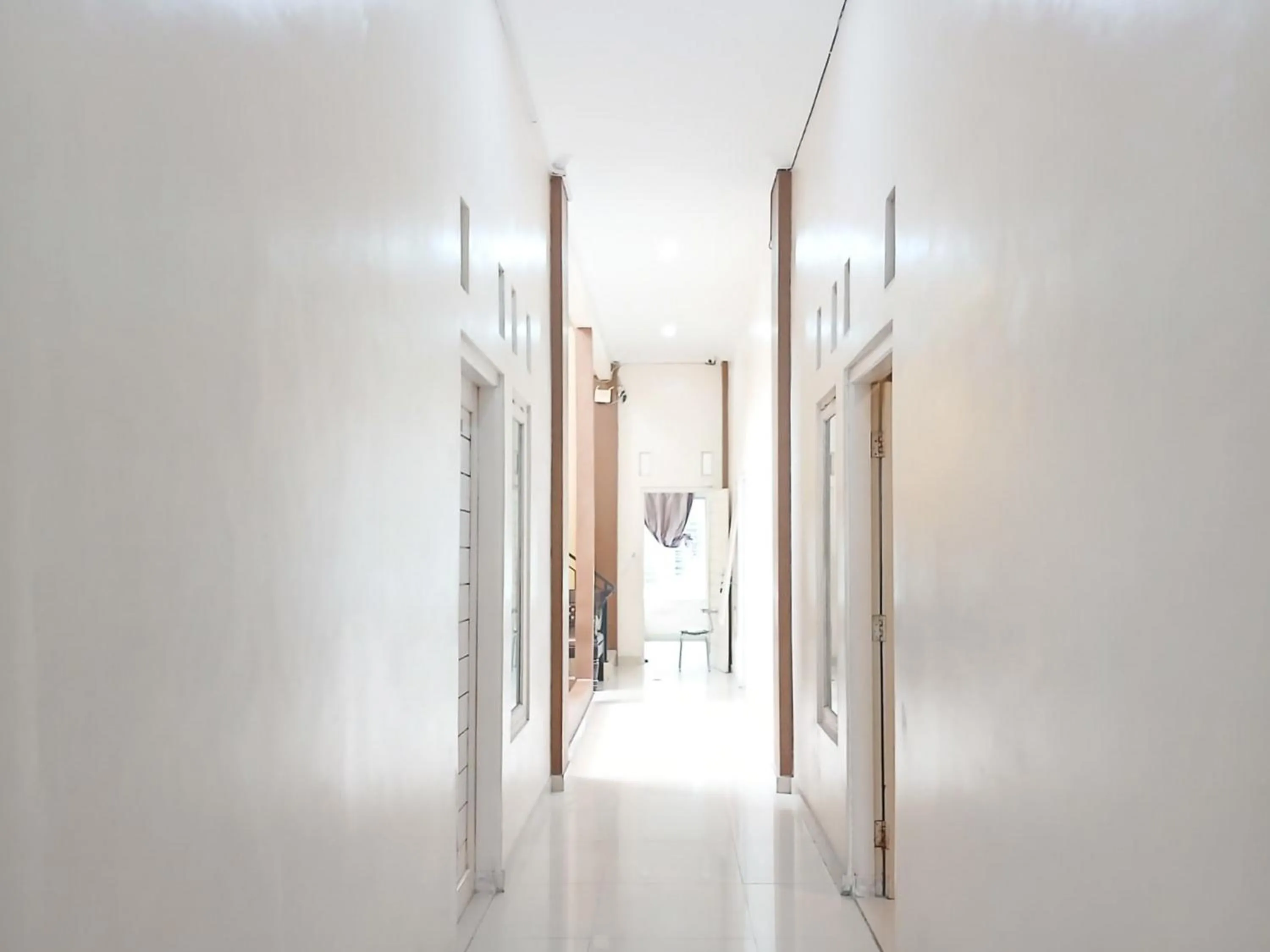 Property building in Shabrina Homestay Syariah Terminal Tirtonadi Solo RedPartner