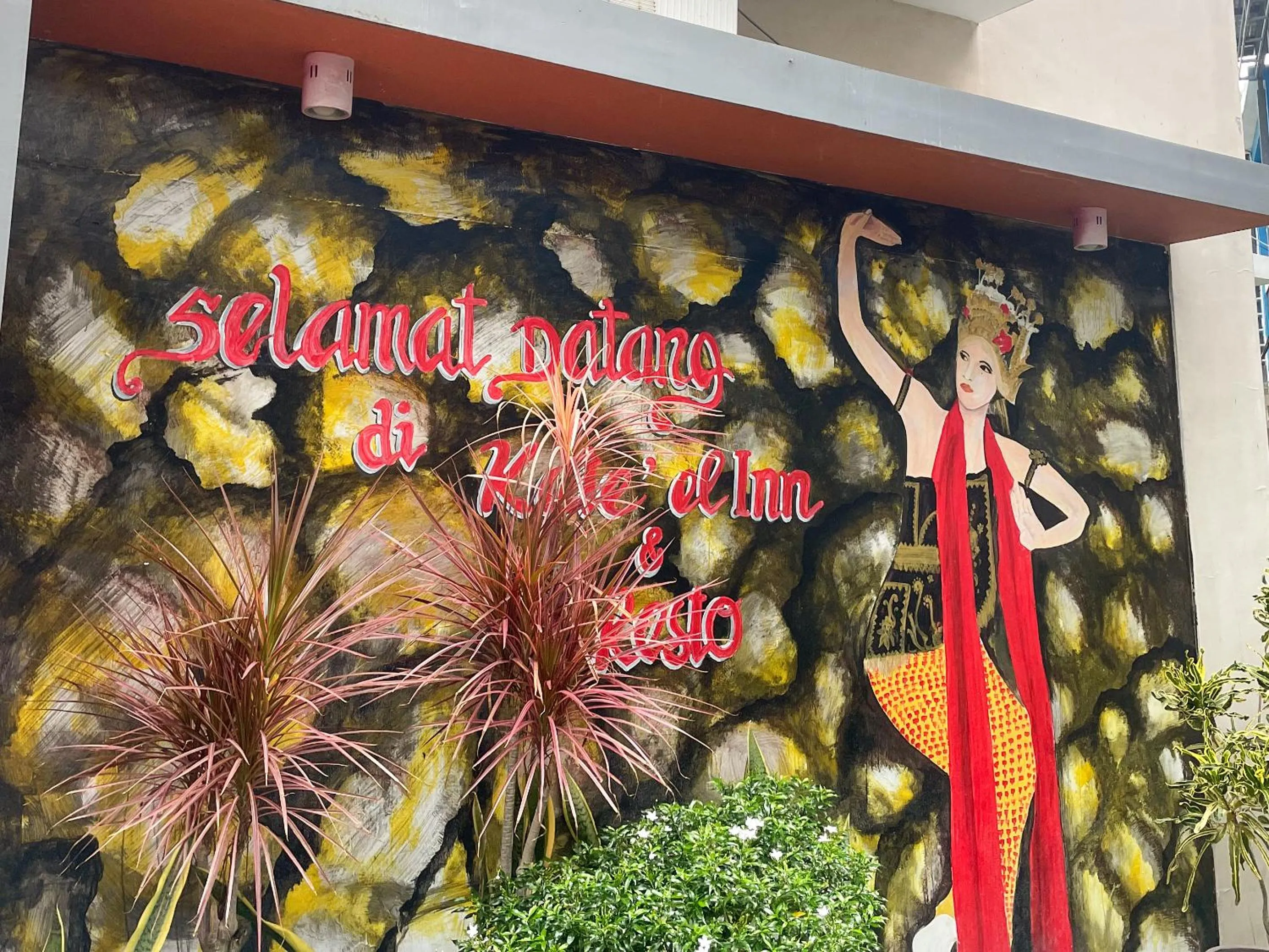 Facade/entrance in Hotel O Kate'el Inn