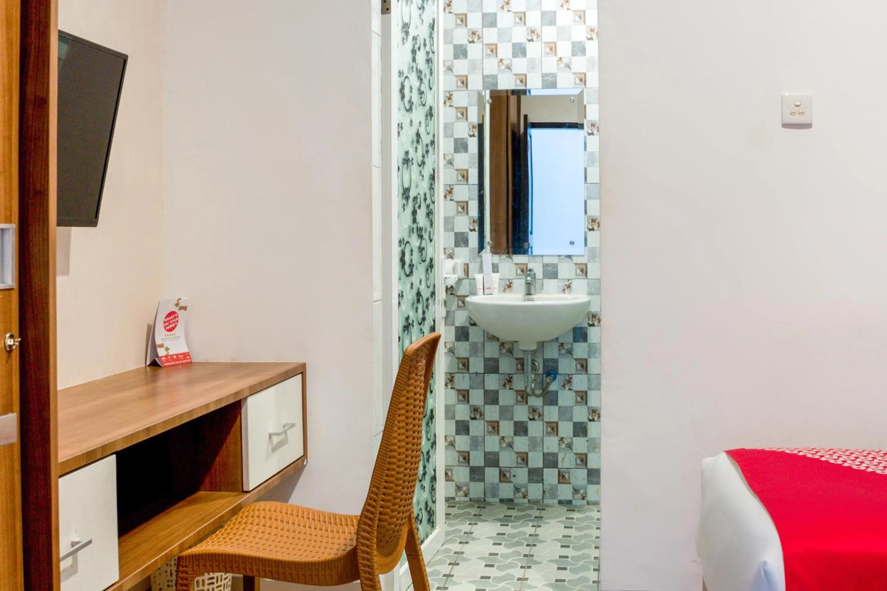 Bedroom in Hotel O Papakoel