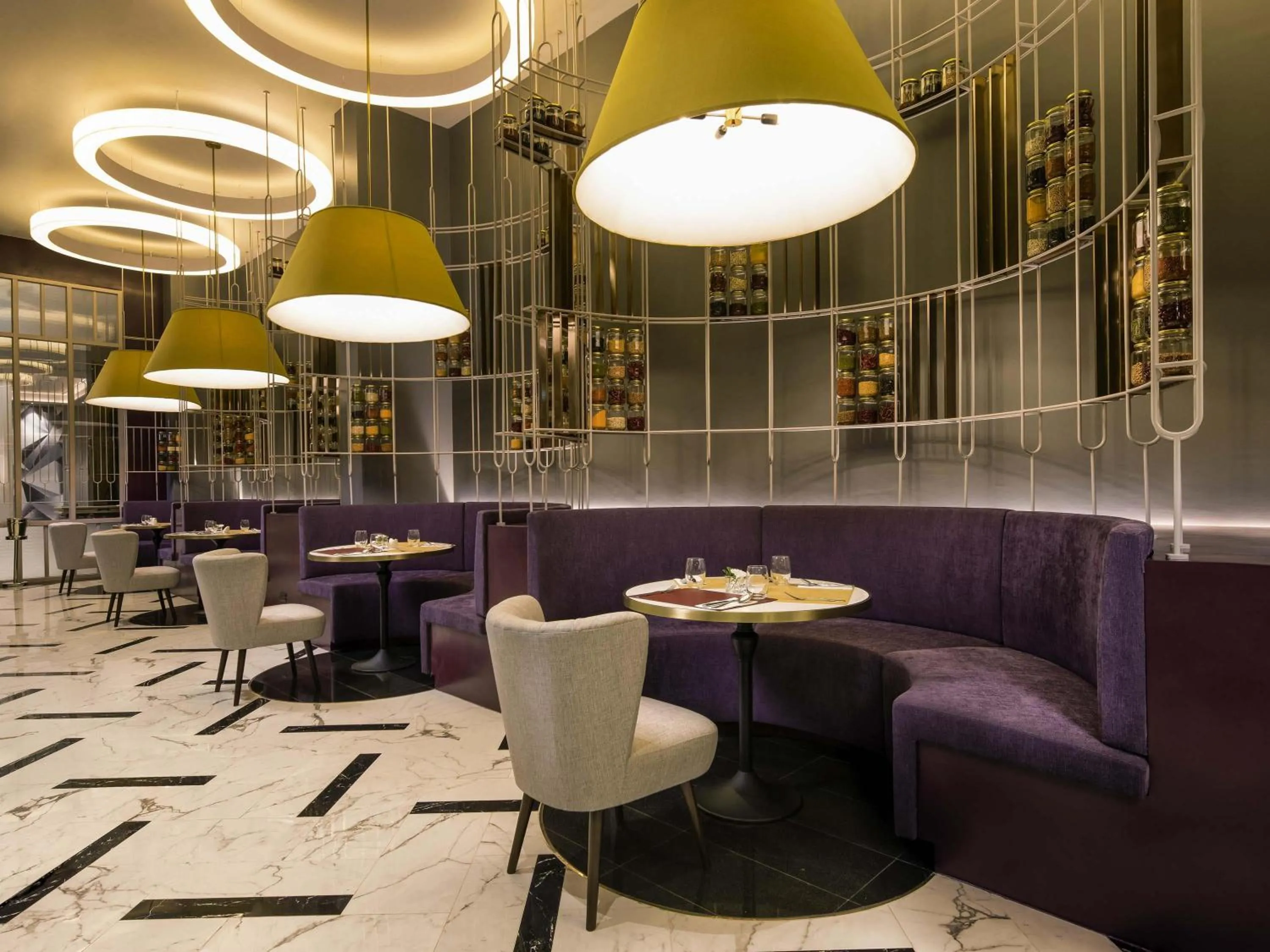 Restaurant/places to eat in ibis Bangkok Sukhumvit 24