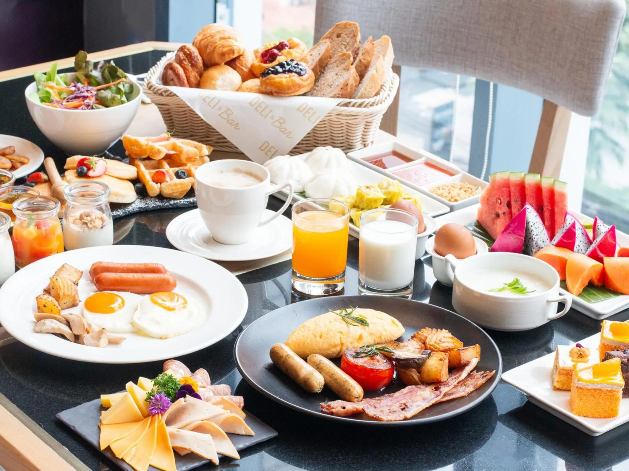 Breakfast in Mercure Bangkok Sukhumvit 24