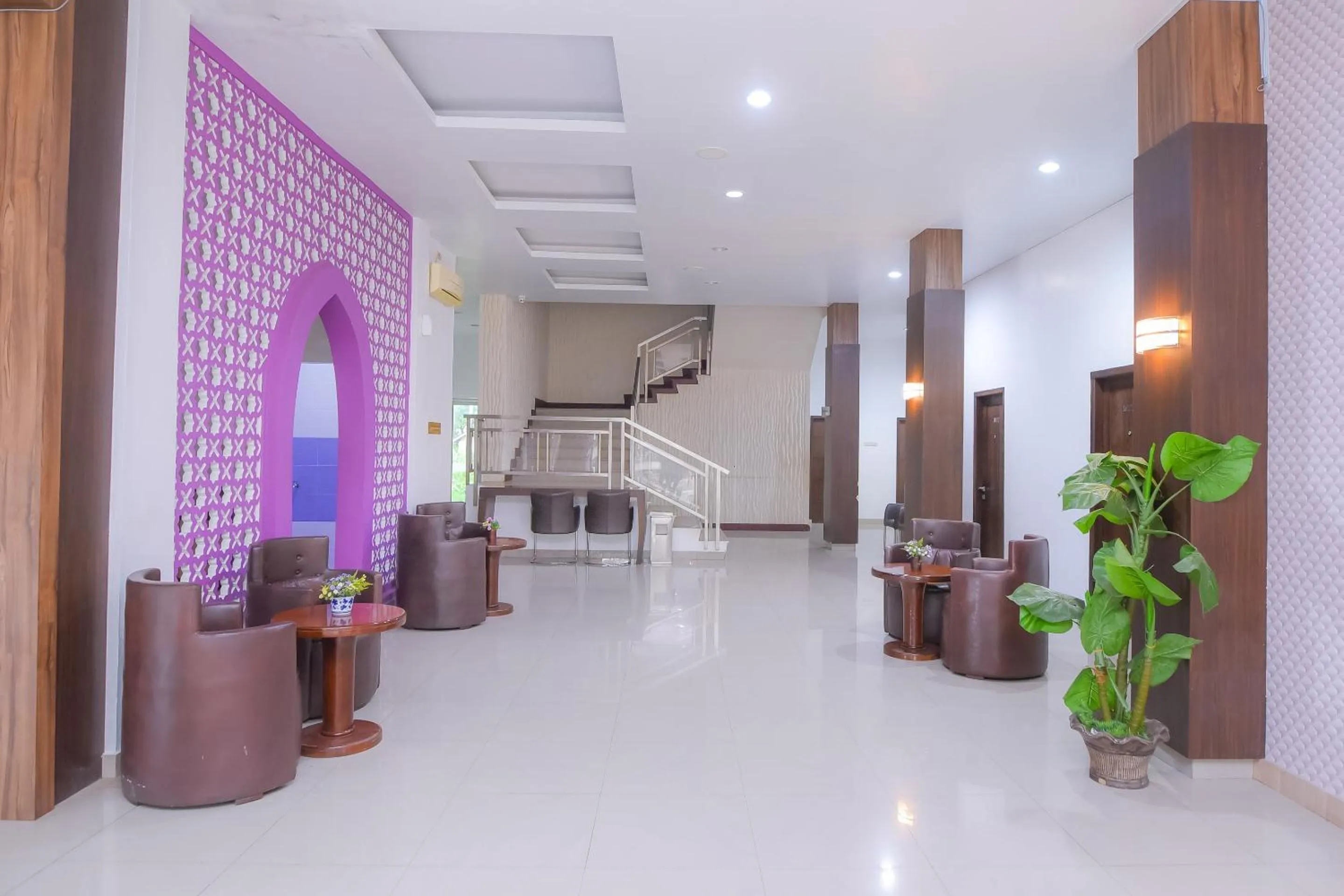 Lobby or reception in Super OYO Capital O 1630 Hotel Syariah Ring Road