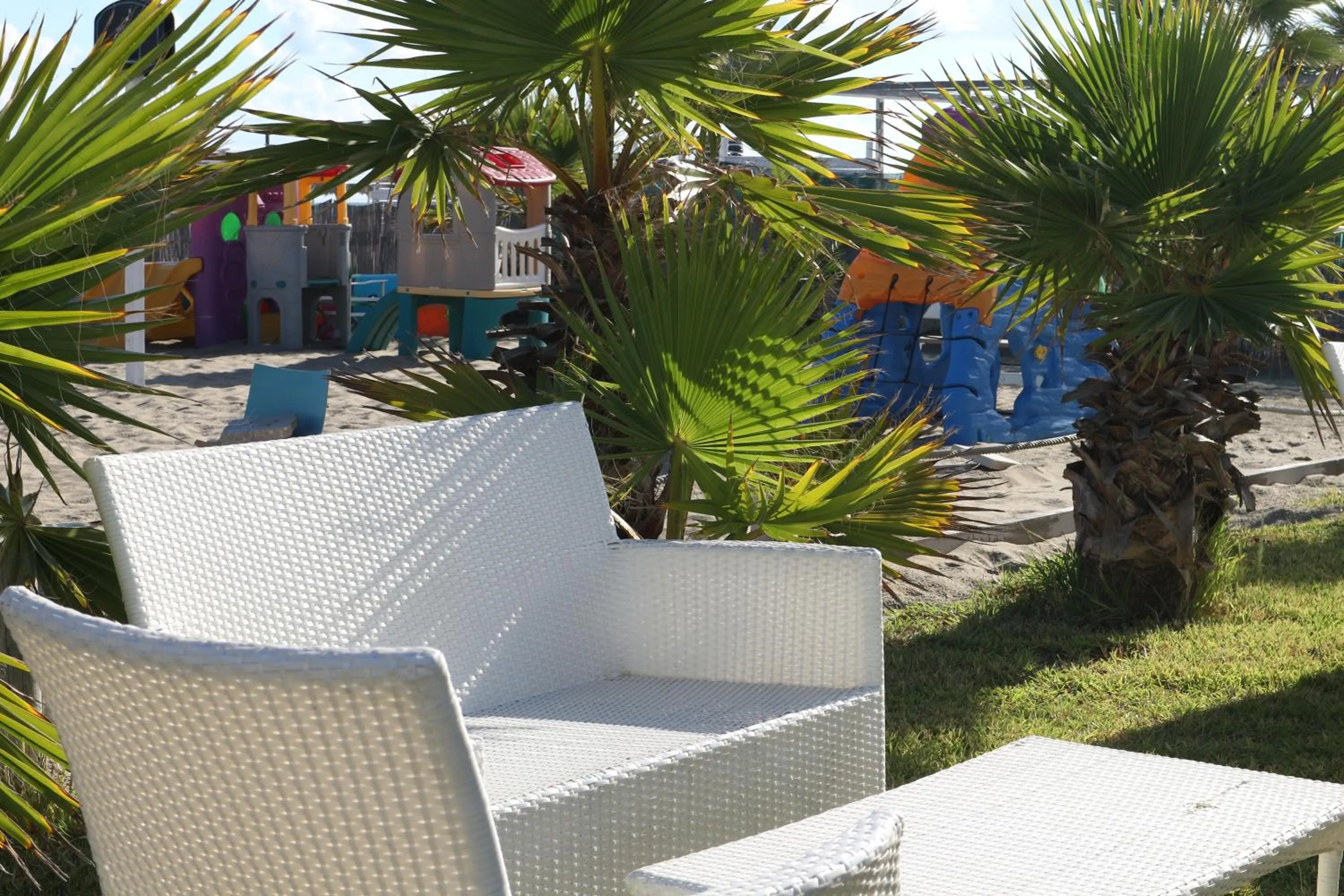 Patio in torquemada beach club