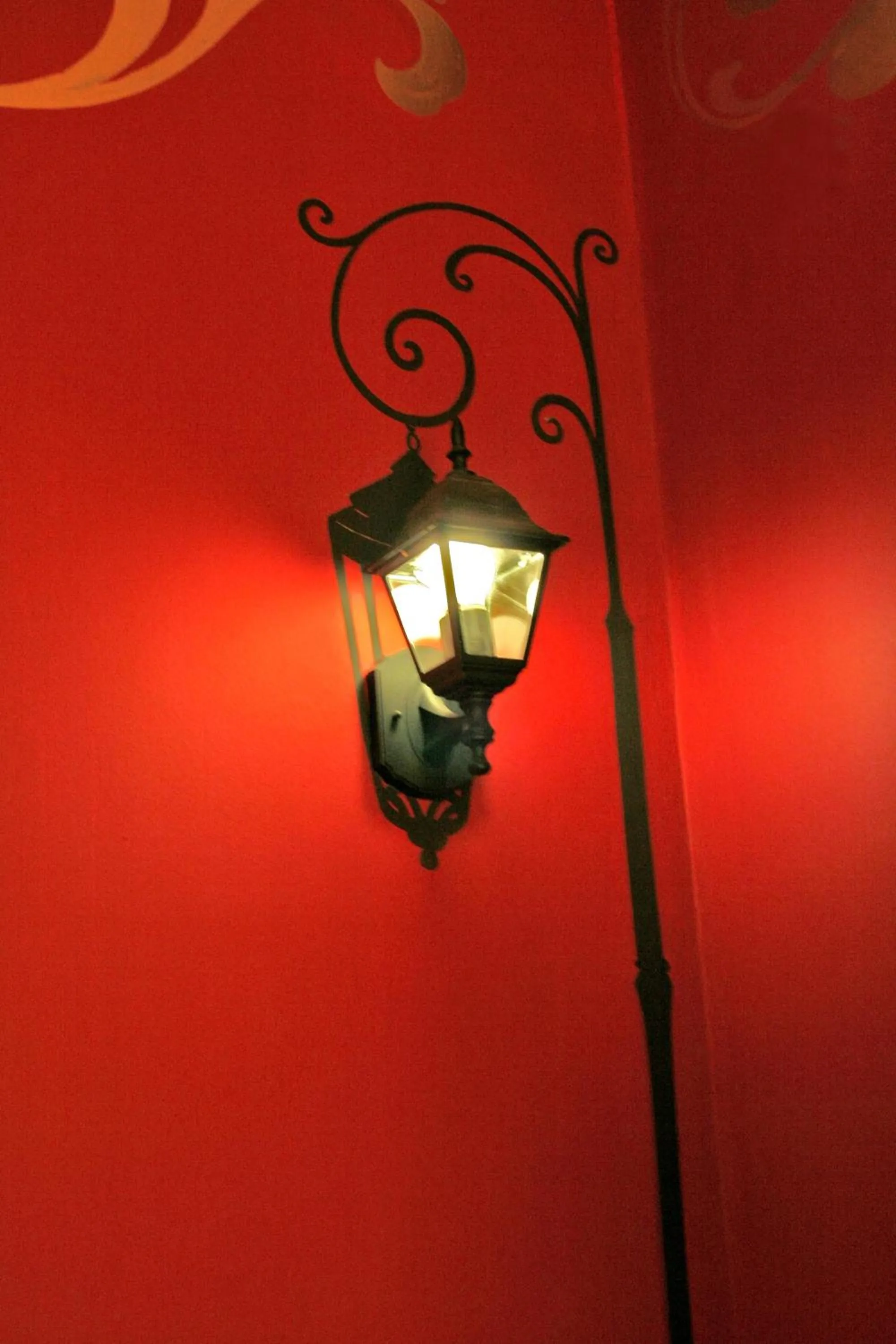 Decorative detail in Abali' Gran Sultanato