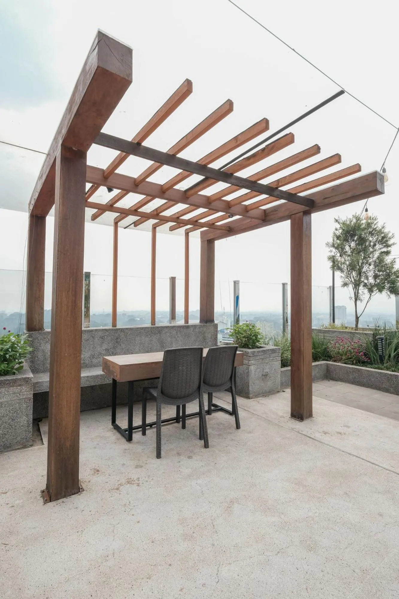 Restaurant/places to eat in Bigland Bogor Hotel Powered by Archipelago