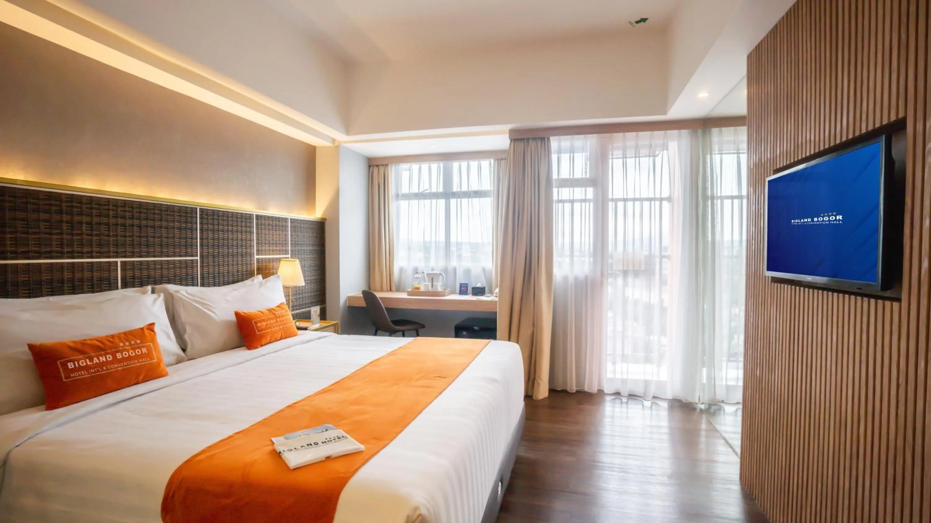 Bed in Bigland Bogor Hotel Powered by Archipelago