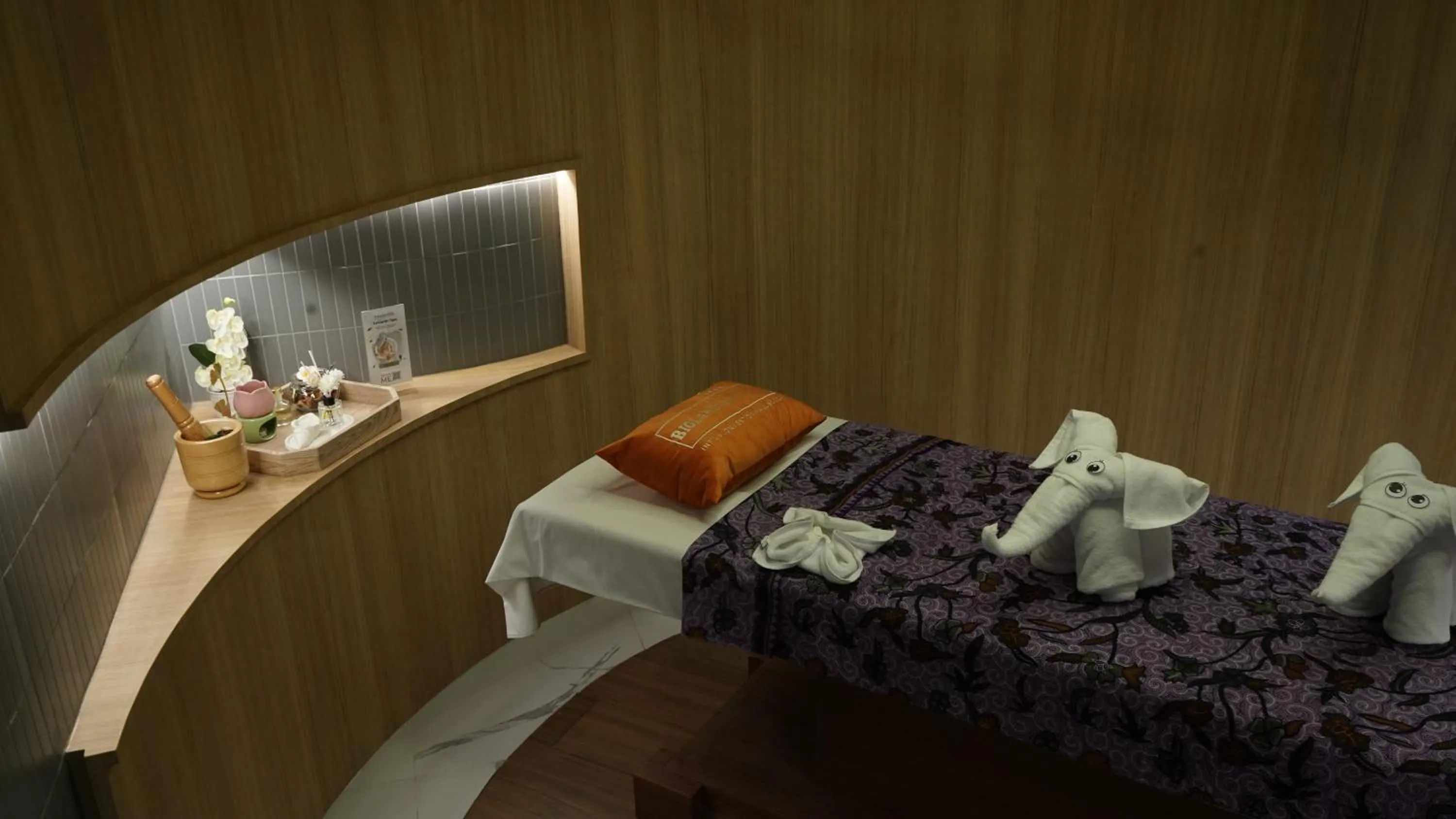 Massage in Bigland Bogor Hotel Powered by Archipelago