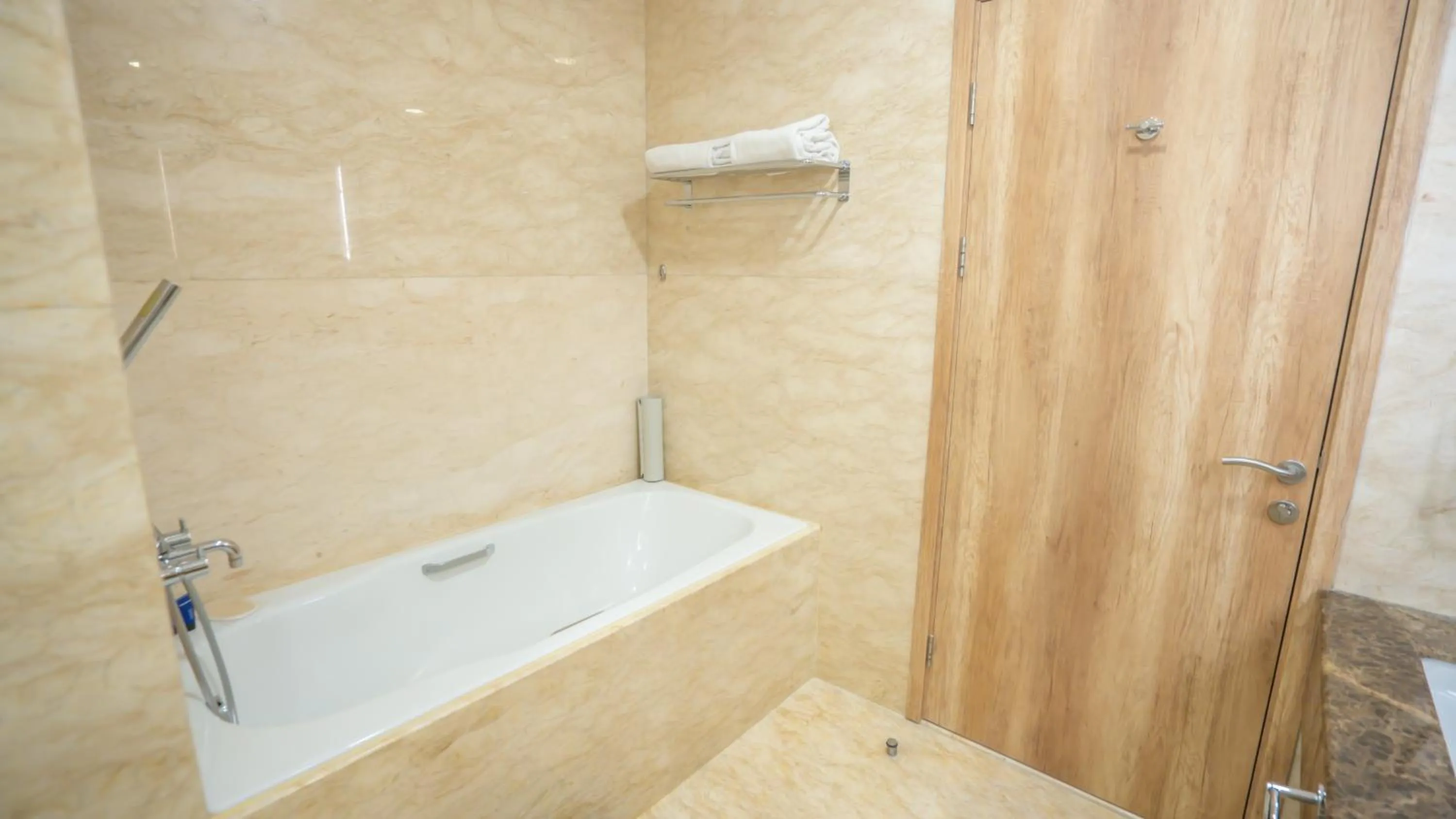 Bathroom in Bigland Bogor Hotel Powered by Archipelago