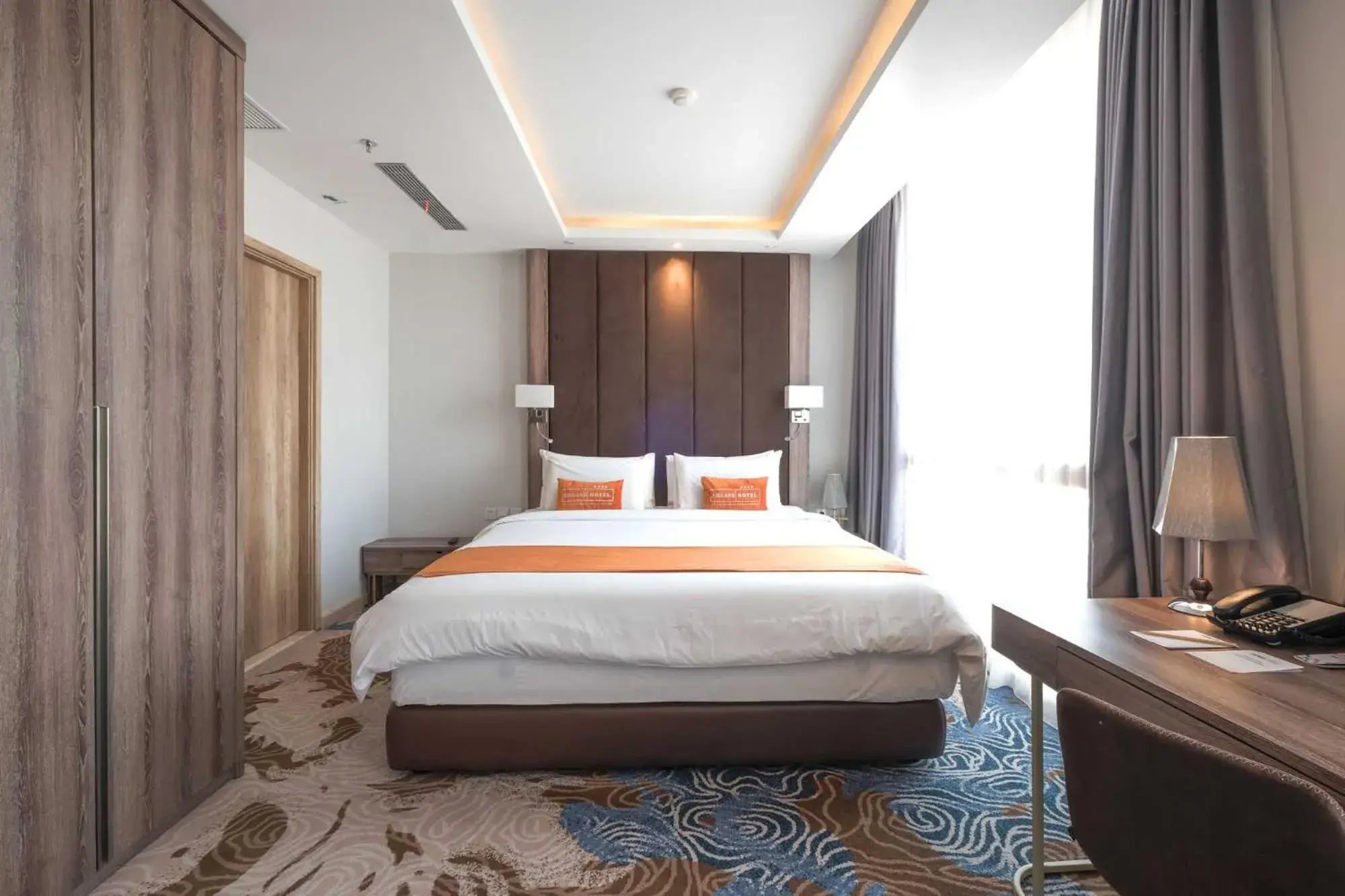 Presidential Suite in Bigland Bogor Hotel Powered by Archipelago Presidential Suite in Bigland Bogor Hotel Powered by Archipelago