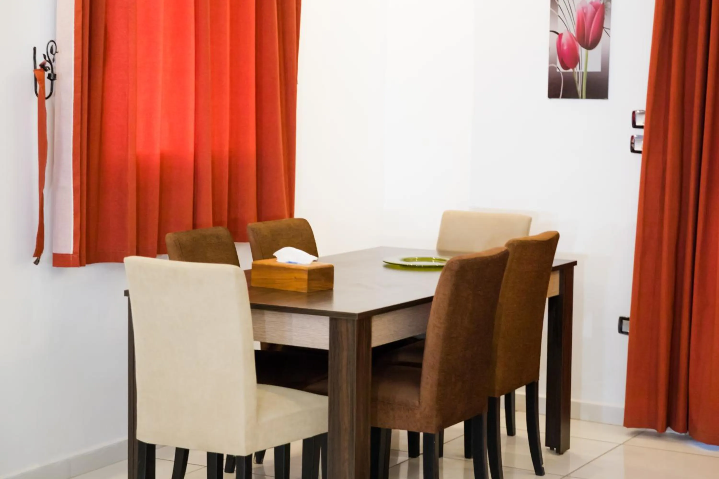 Restaurant/places to eat in Pyramids Gem Plaza Powered By Look