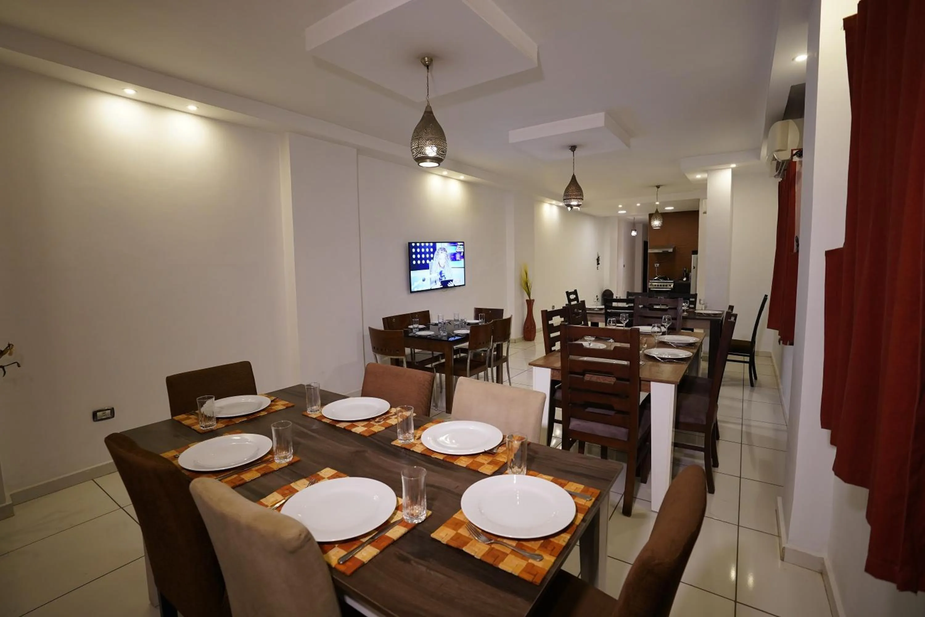 Restaurant/places to eat in Pyramids Gem Plaza Powered By Look