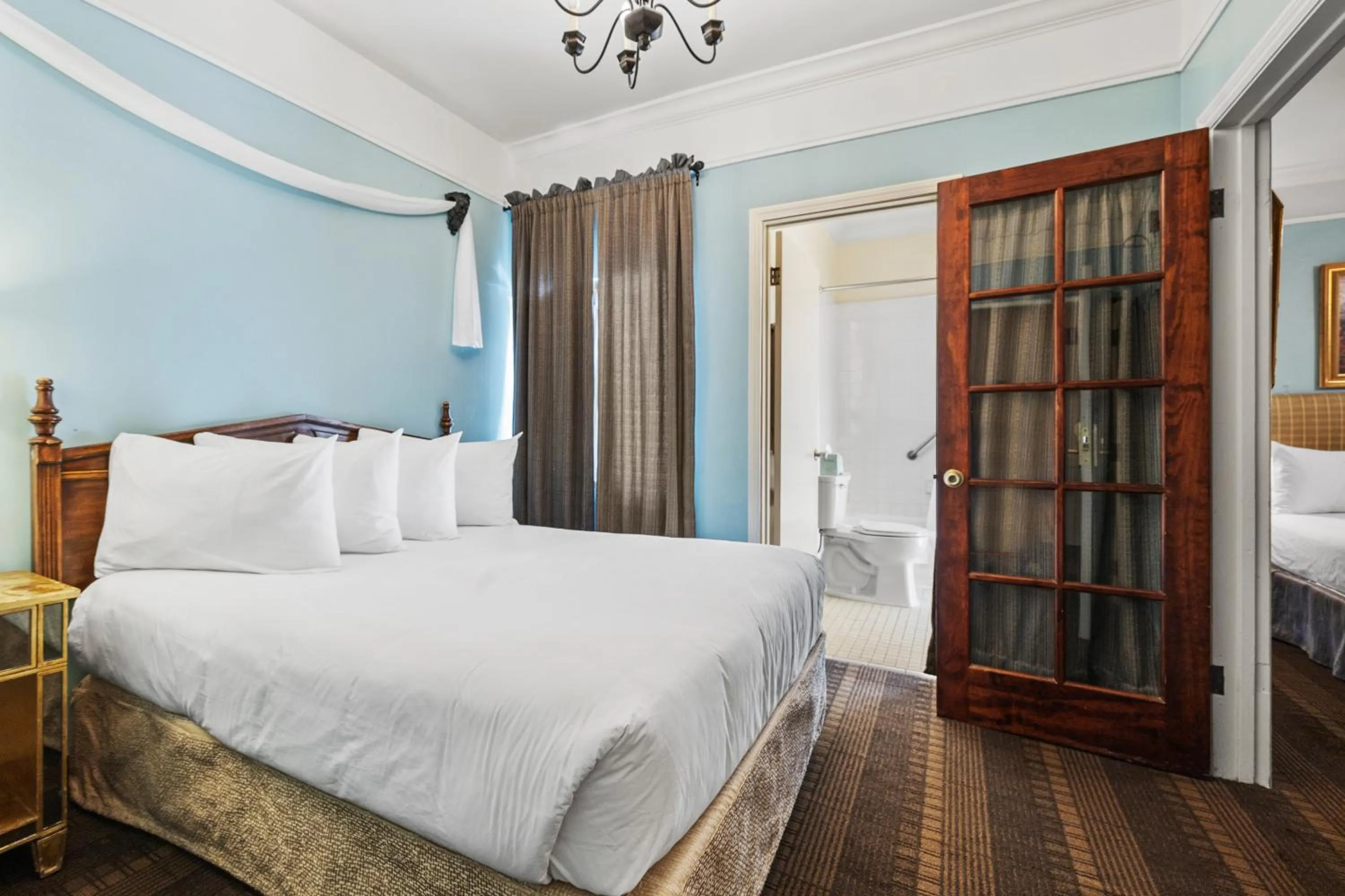 Bed in Fitzgerald Hotel Union Square