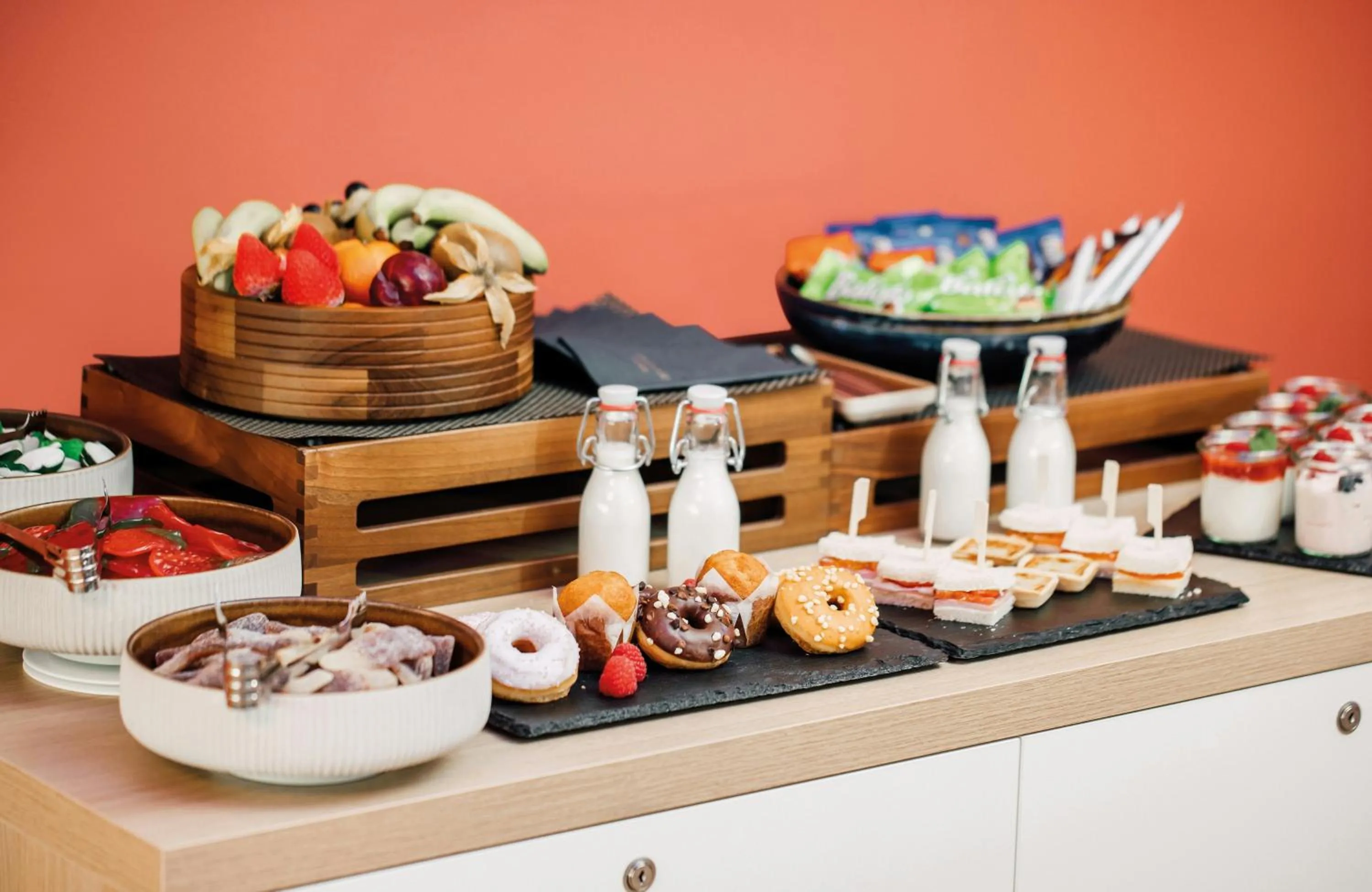 Meeting/conference room in Leonardo Hotel Zurich Airport
