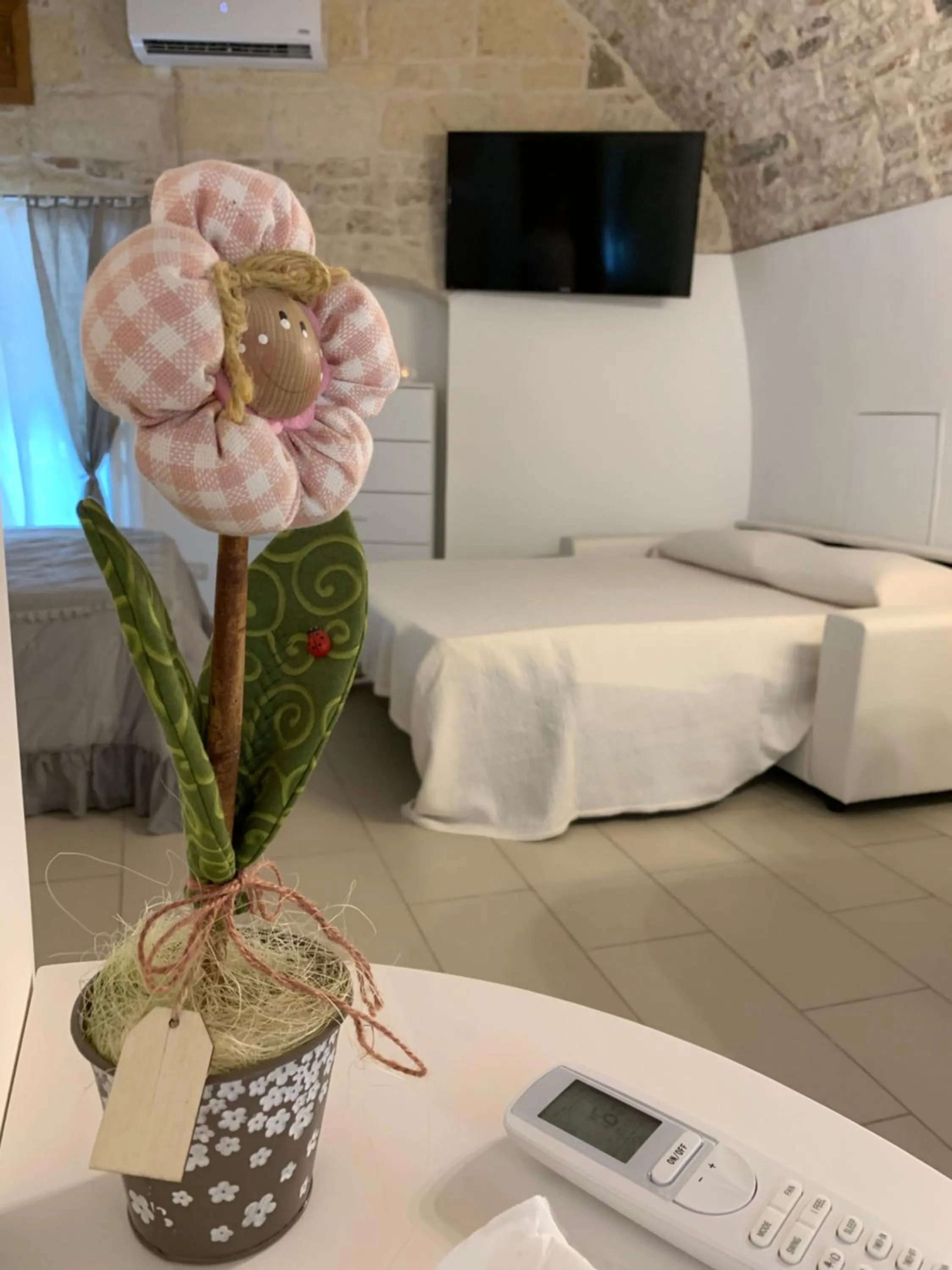 Seating area, Bed in B&B La finestra sui Giardini