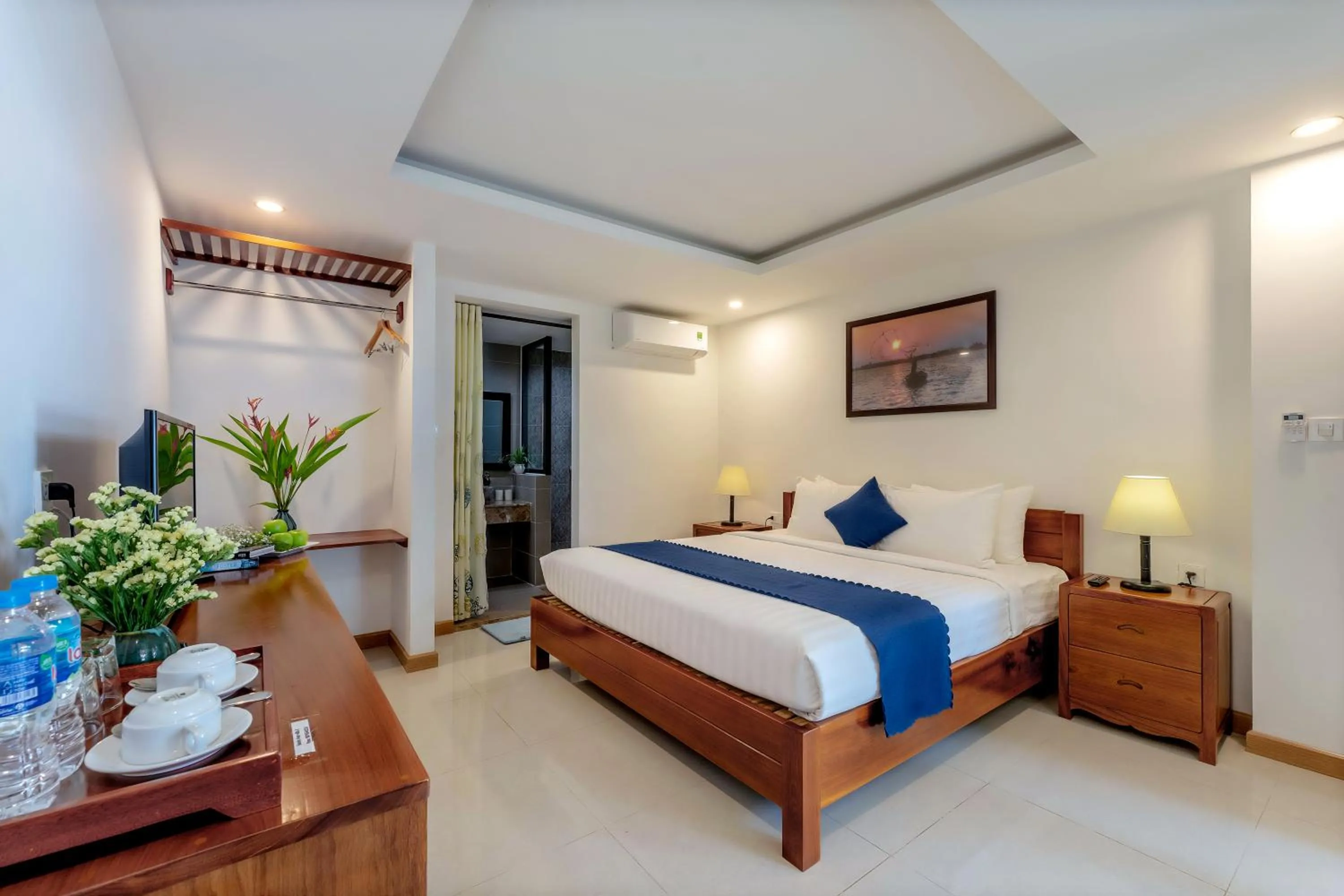 Photo of the whole room, Bed in Sands River Hoi An Villa
