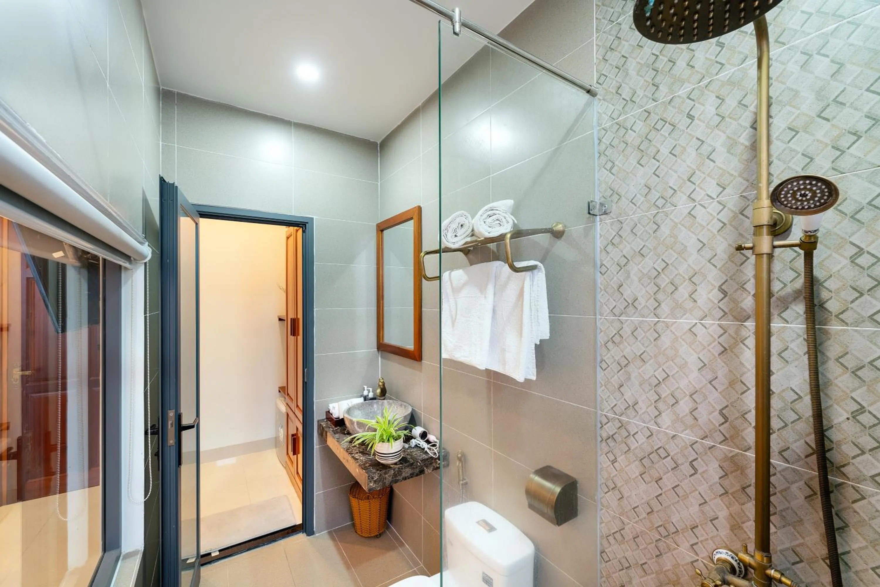 Shower in Sands River Hoi An Villa