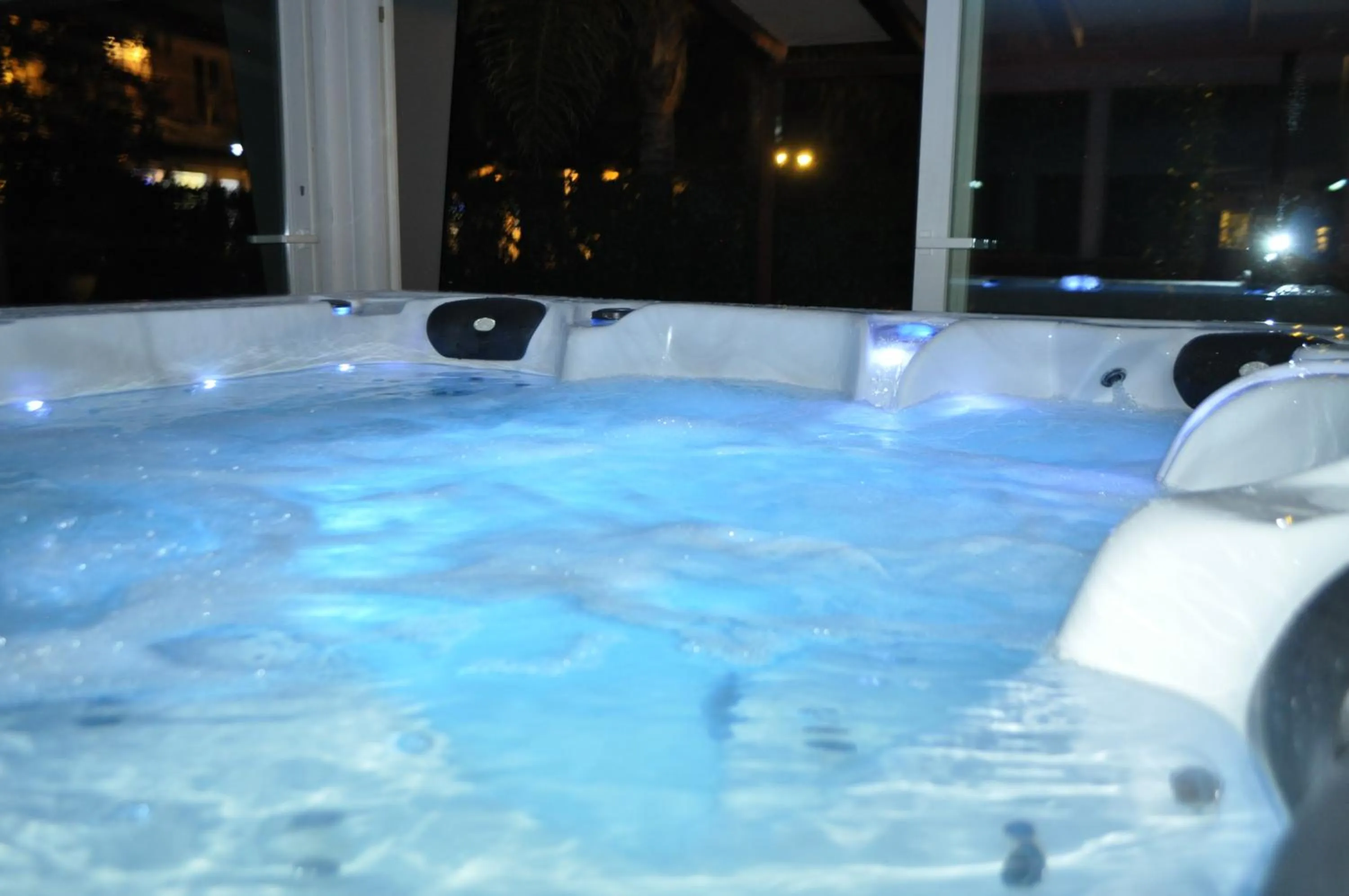 Hot Tub in Agri Art Croce Vallone