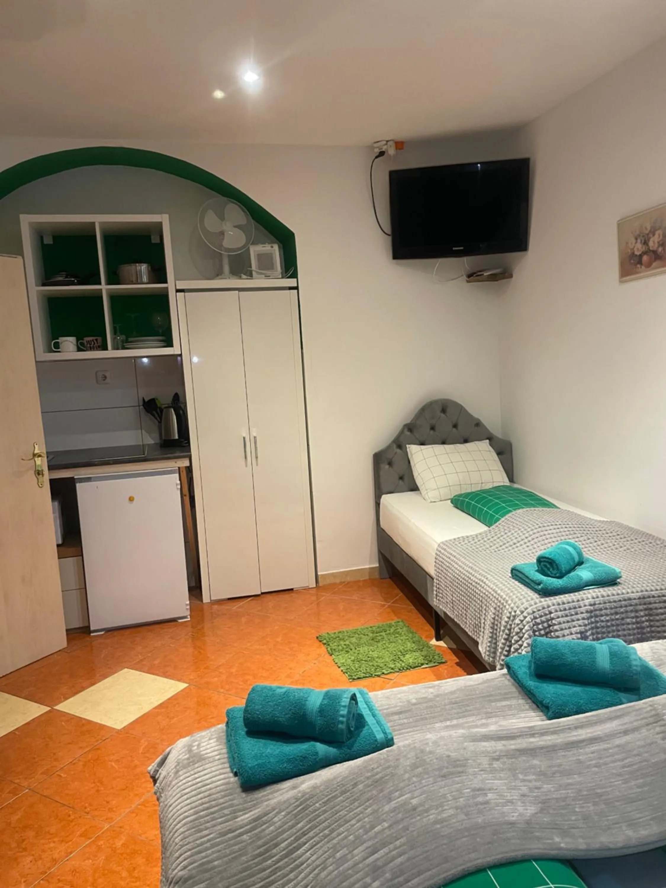 Bed in Viktoria ARTUR