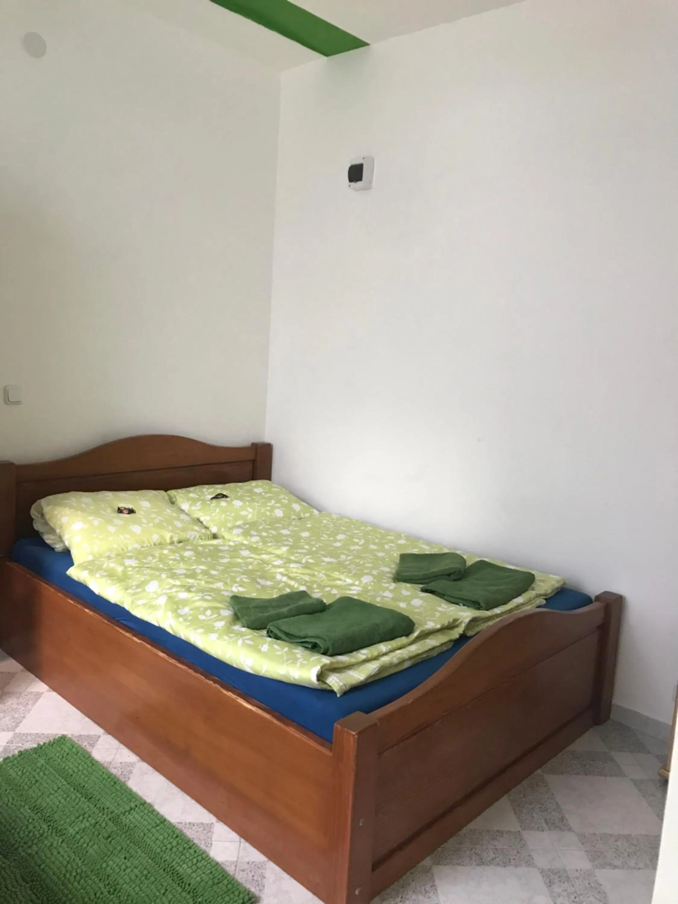 Bed in Viktoria ARTUR